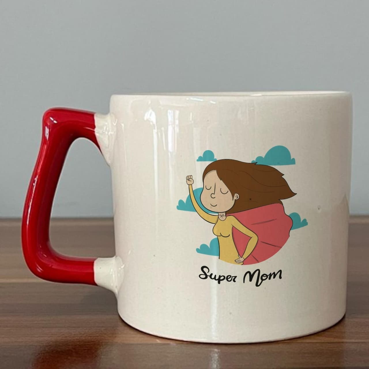Süper Mom Pelerin Baskılı Kırmızı Kulplu Prime Kupa