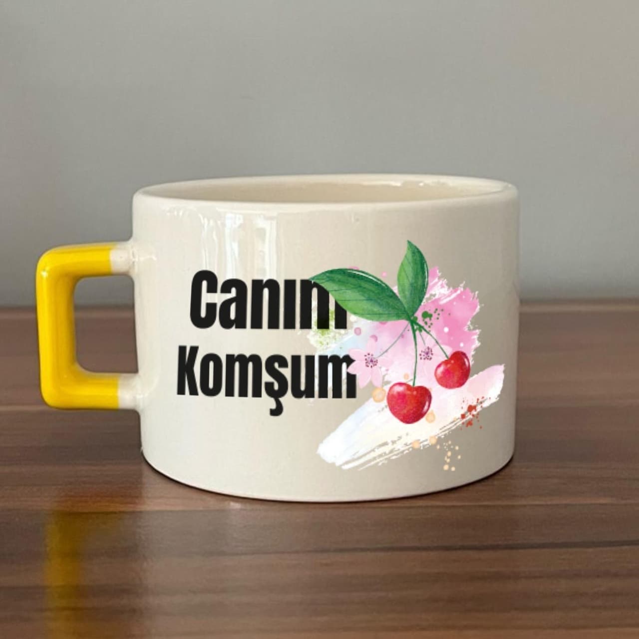 Canım Komşum Baskılı Sarı Kulplu Kare Espresso Fincanı