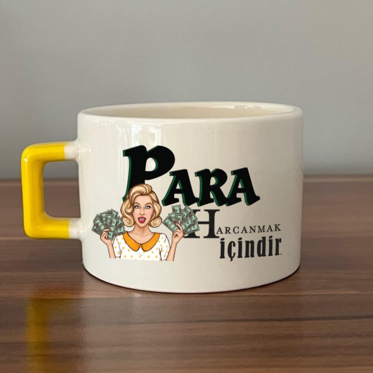 Para Harcamak İçindir Baskılı Sarı Kulplu Kare Espresso Fincanı