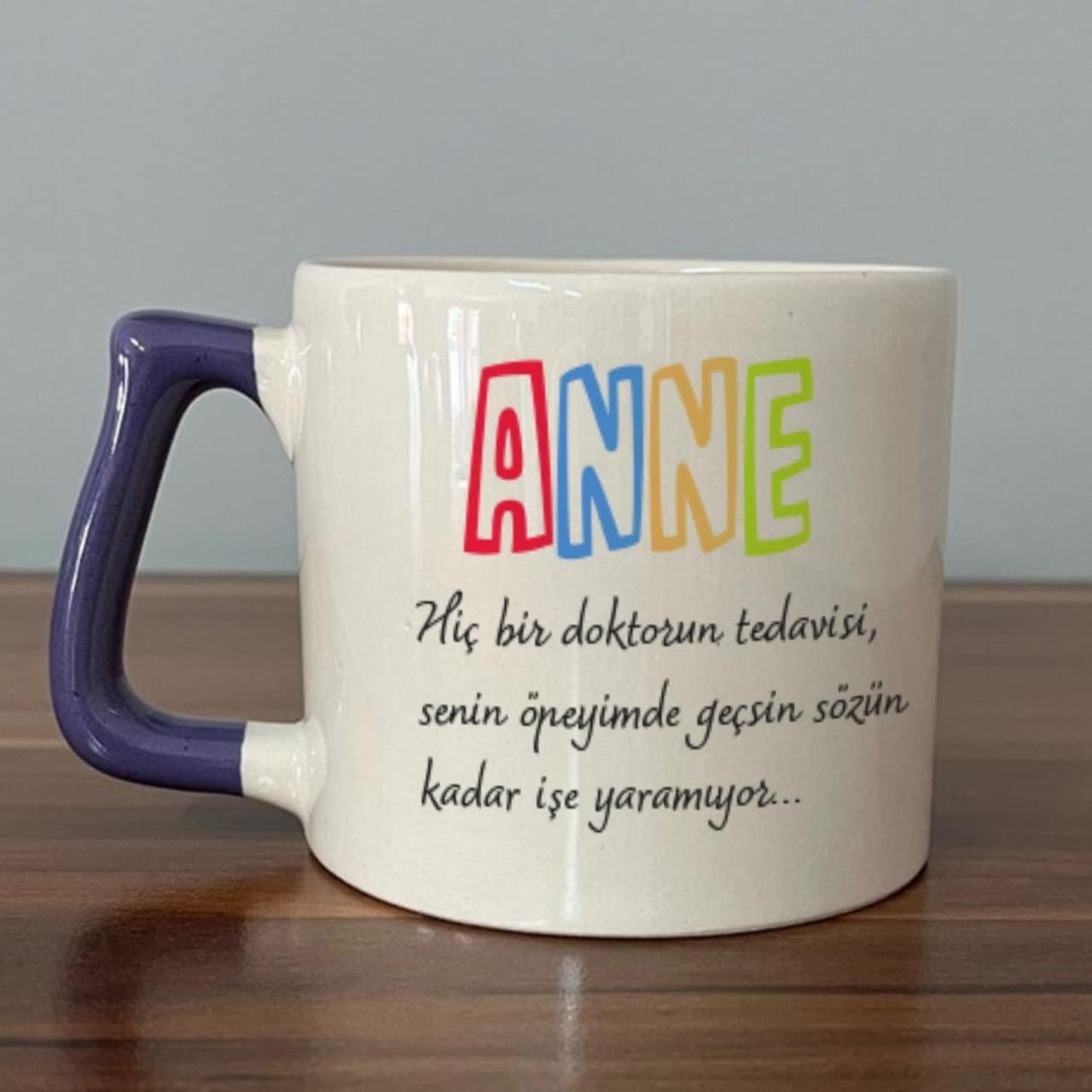 Anne Hiç Bir Doktorun Tedavisi Baskılı Mor Kulplu Prime Kupa
