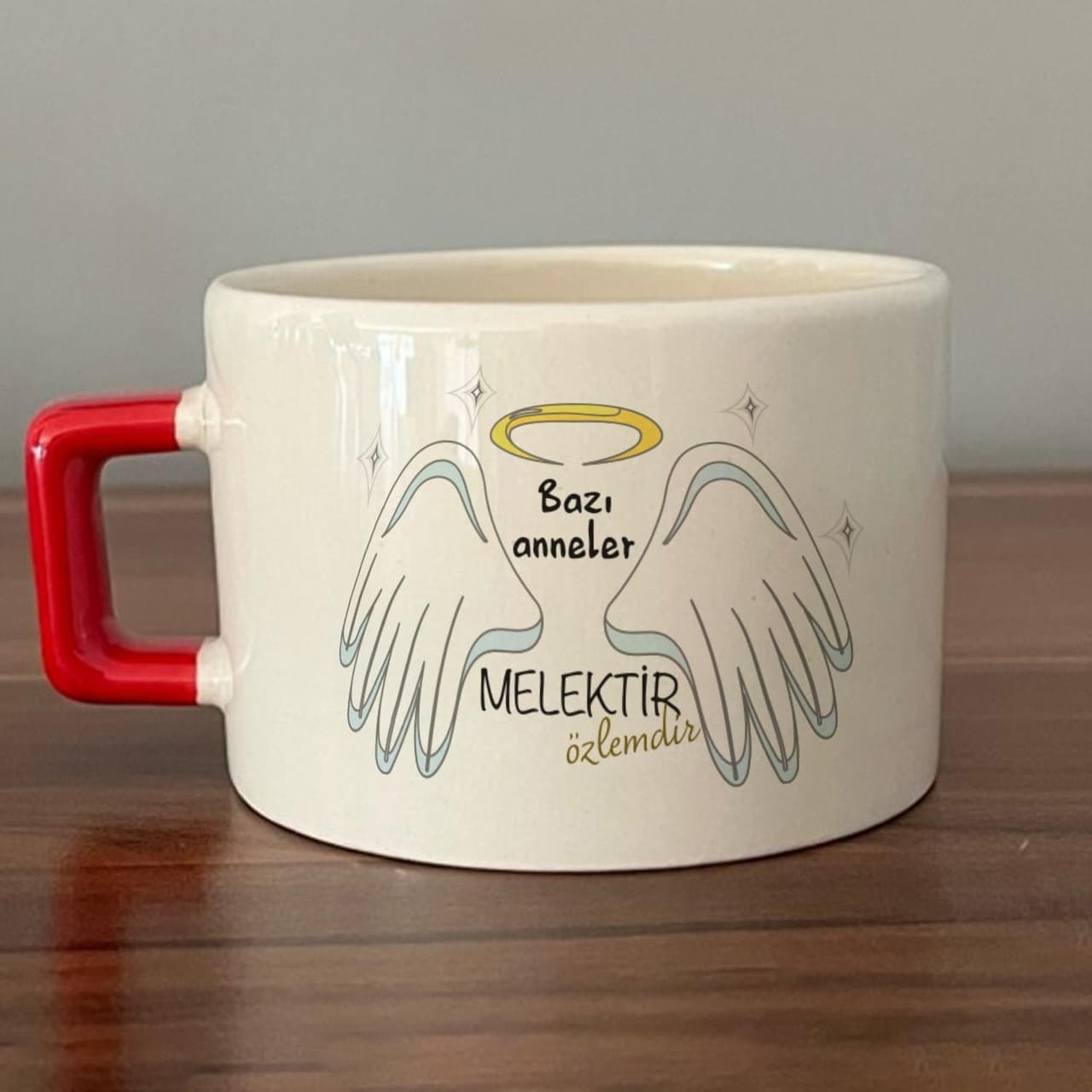 Bazı Anneler Melektir Baskılı Kırmızı Kulplu Kare Espresso Fincanı