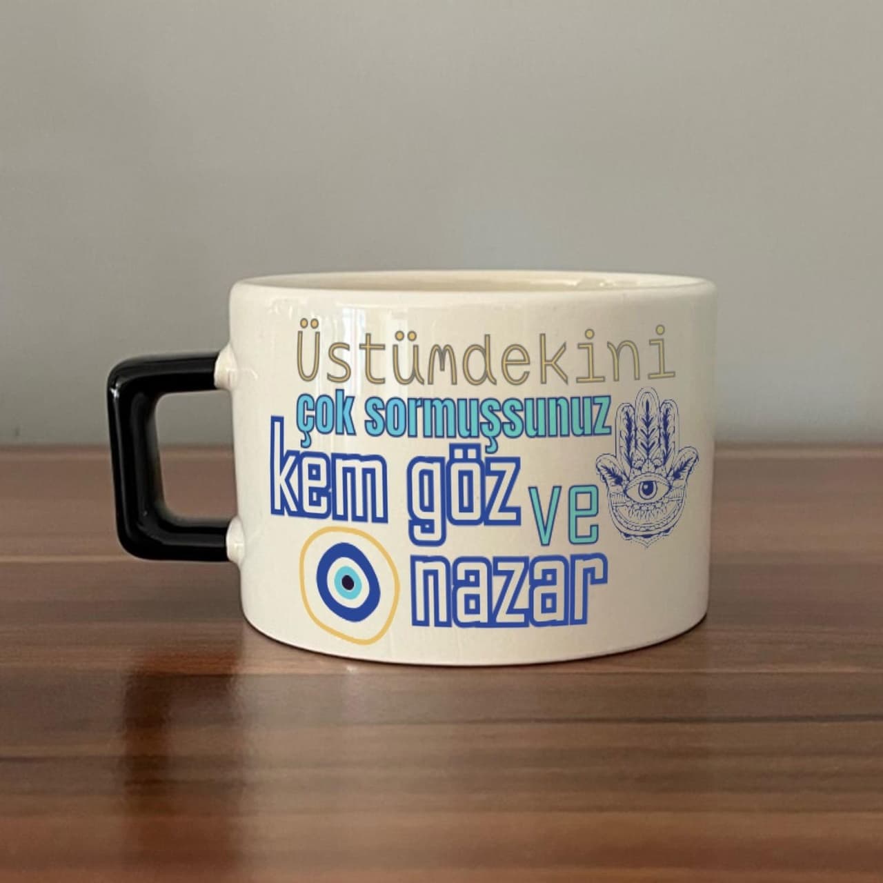 Üstümdekini Çok Sormuşsunuz Baskılı Siyah Kulplu Kare Espresso Fincanı