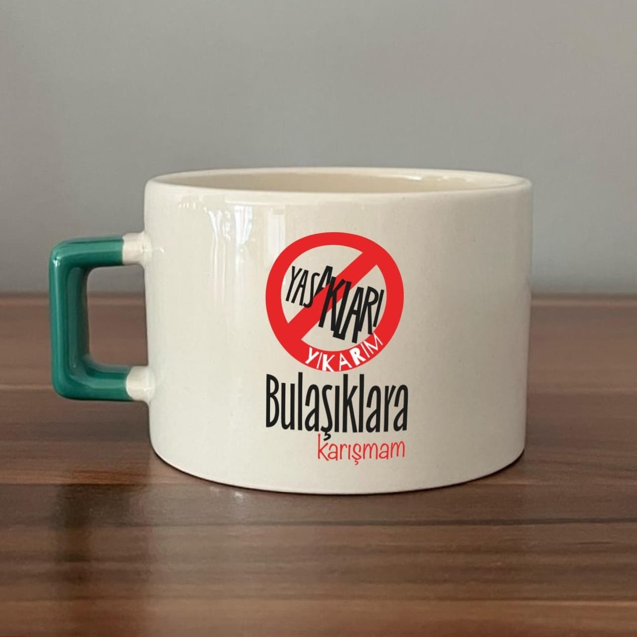 Yasakları Yıkarım Bulaşıklara Karışmam Baskılı Yeşil Kulplu Kare Espresso Fincanı