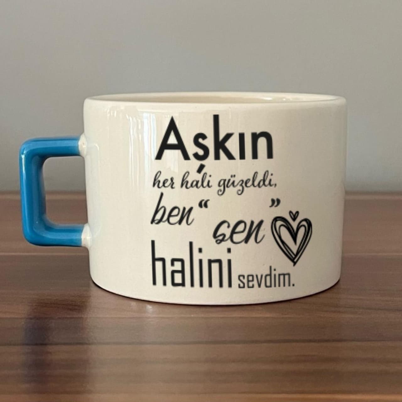 Aşkın Her Hali Güzeldi Baskılı Mavi Kulplu Kare Espresso Fincanı