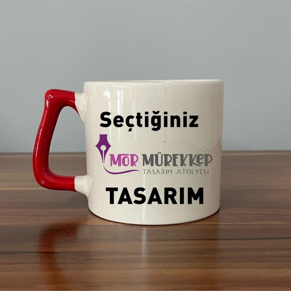 Seçtiğin Mor Mürekkep Tasarım & İsim Kırmızı Kulplu Prime Kupa