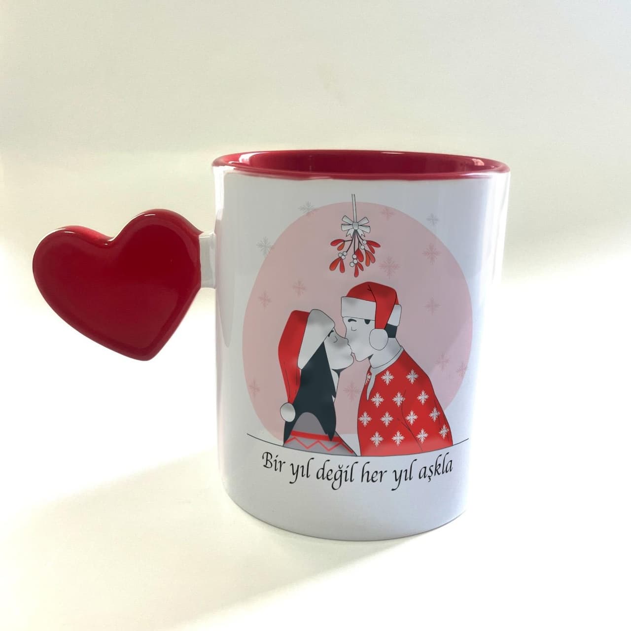 Bir Yıl Değil Her Yıl Aşkla Baskılı Dolu Kalp Kulplu Mega Yılbaşı Kupası