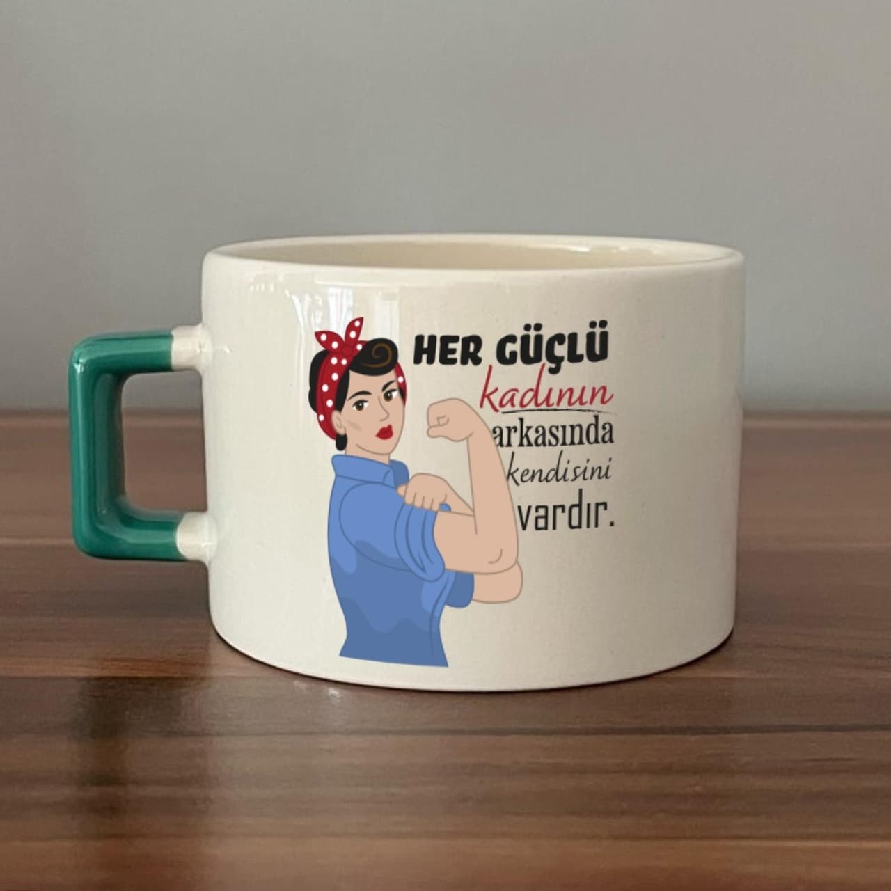 Her Güçlü Kadının Arkasında Kendisi Vardır Baskılı Kadınlar Günü Yeşil Kulplu Kare Espresso Fincanı