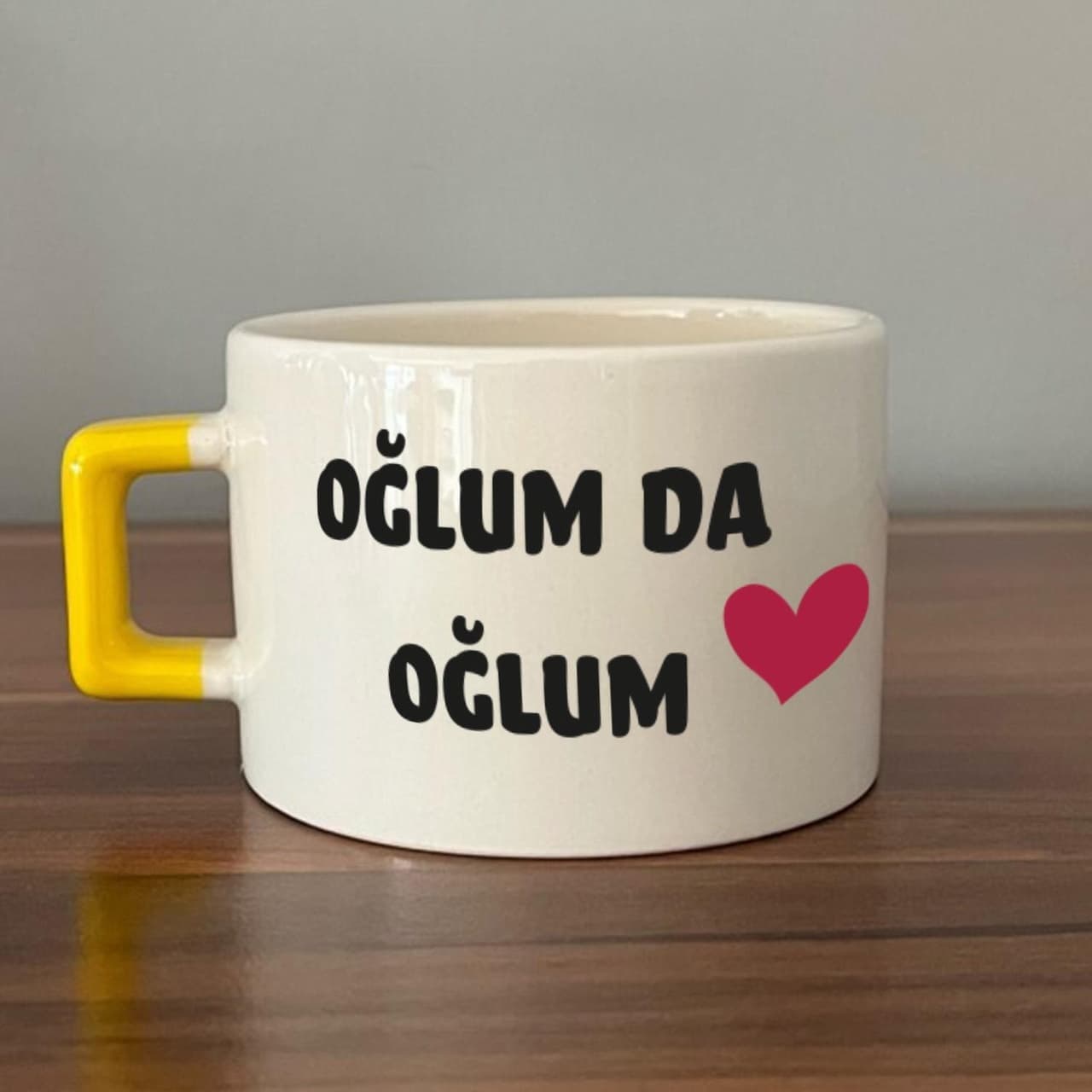 Oğlum Da Oğlum Baskılı Sarı Kulplu Kare Espresso Fincanı