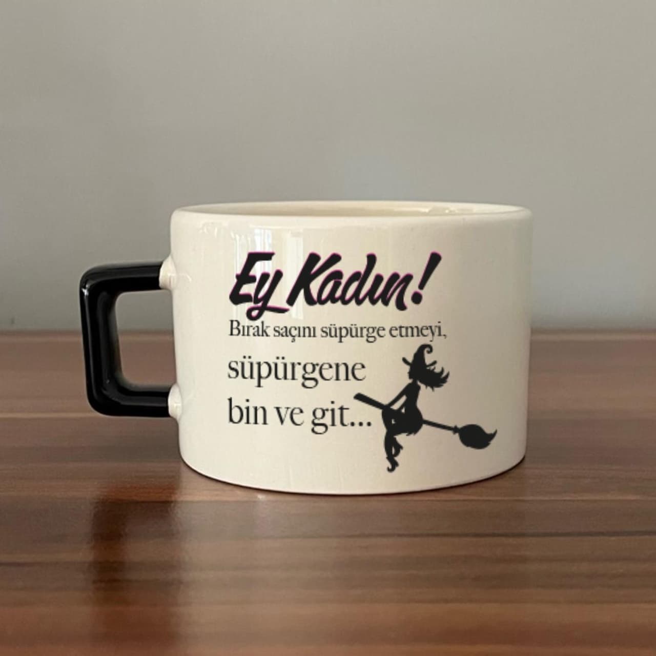 Ey Kadın Baskılı Kadınlar Günü Siyah Kulplu Kare Espresso Fincanı