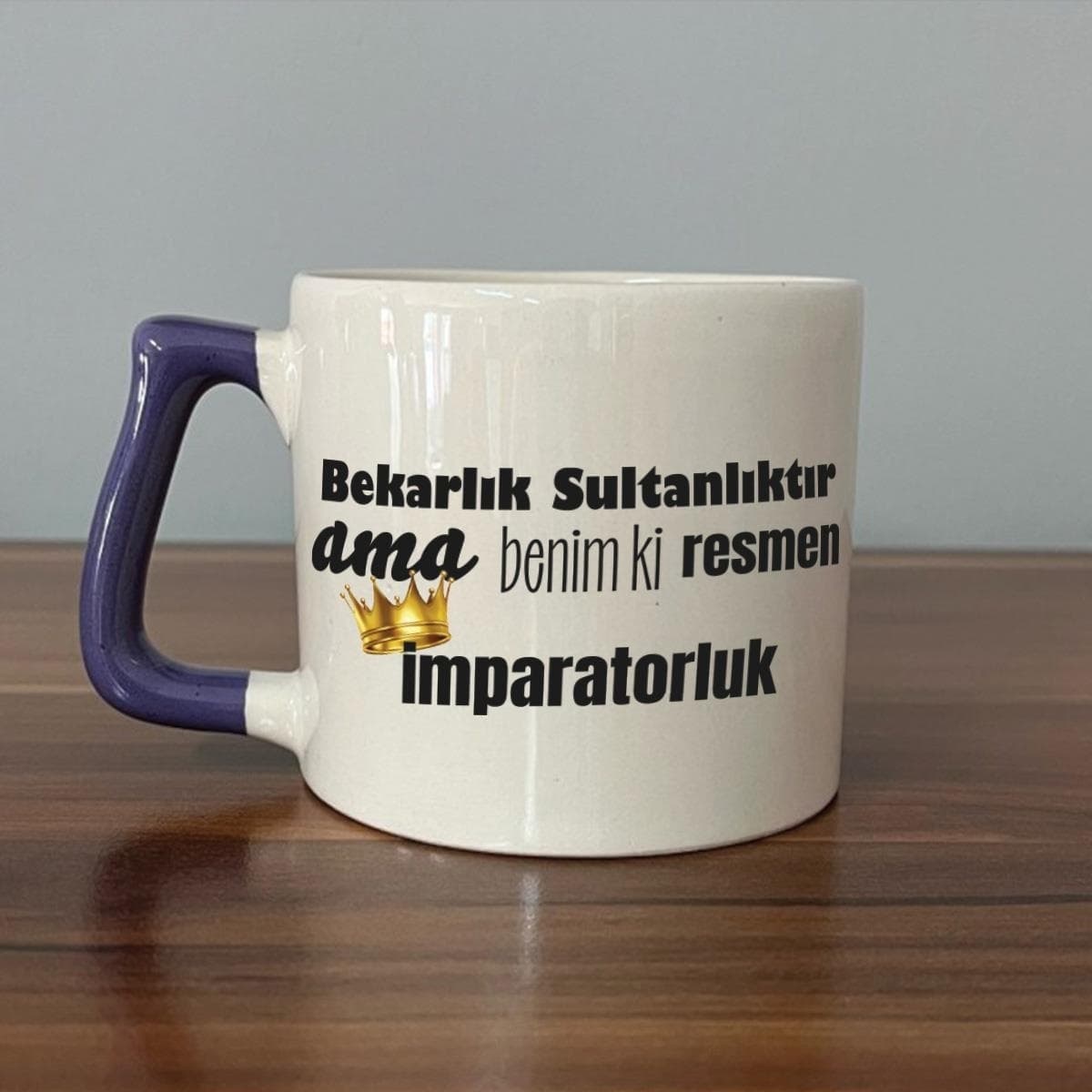Mor Mürekkep Bekarlık Sultanlıktır Ama Baskılı Mor Kulplu Prime Kupa
