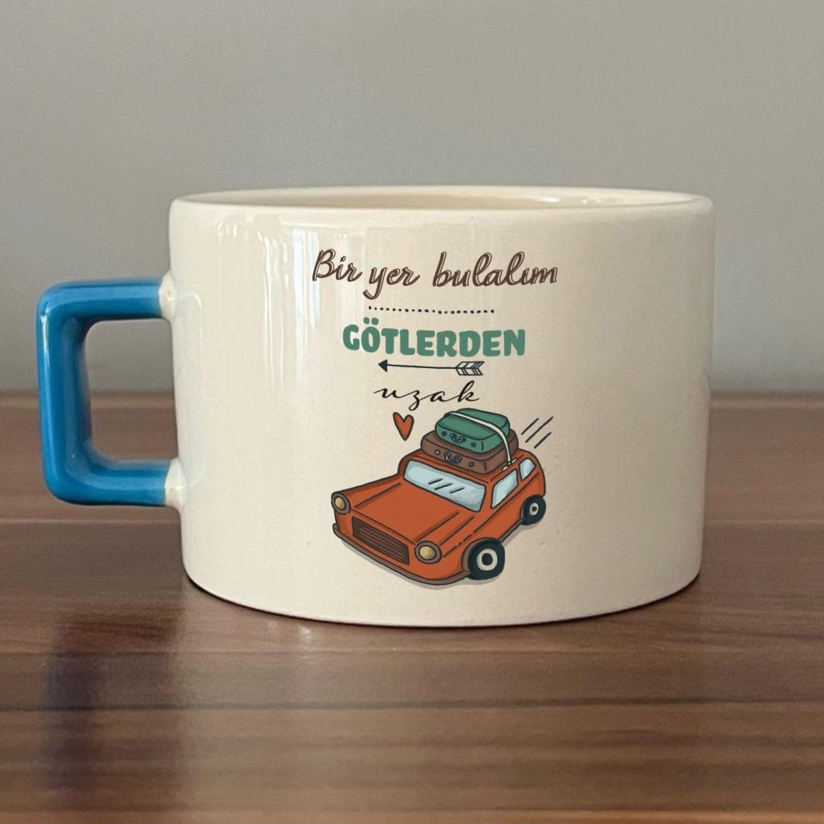 Bir Yer Bulalım Götlerden Uzak Baskılı Mavi Kulplu Kare Espresso Fincanı