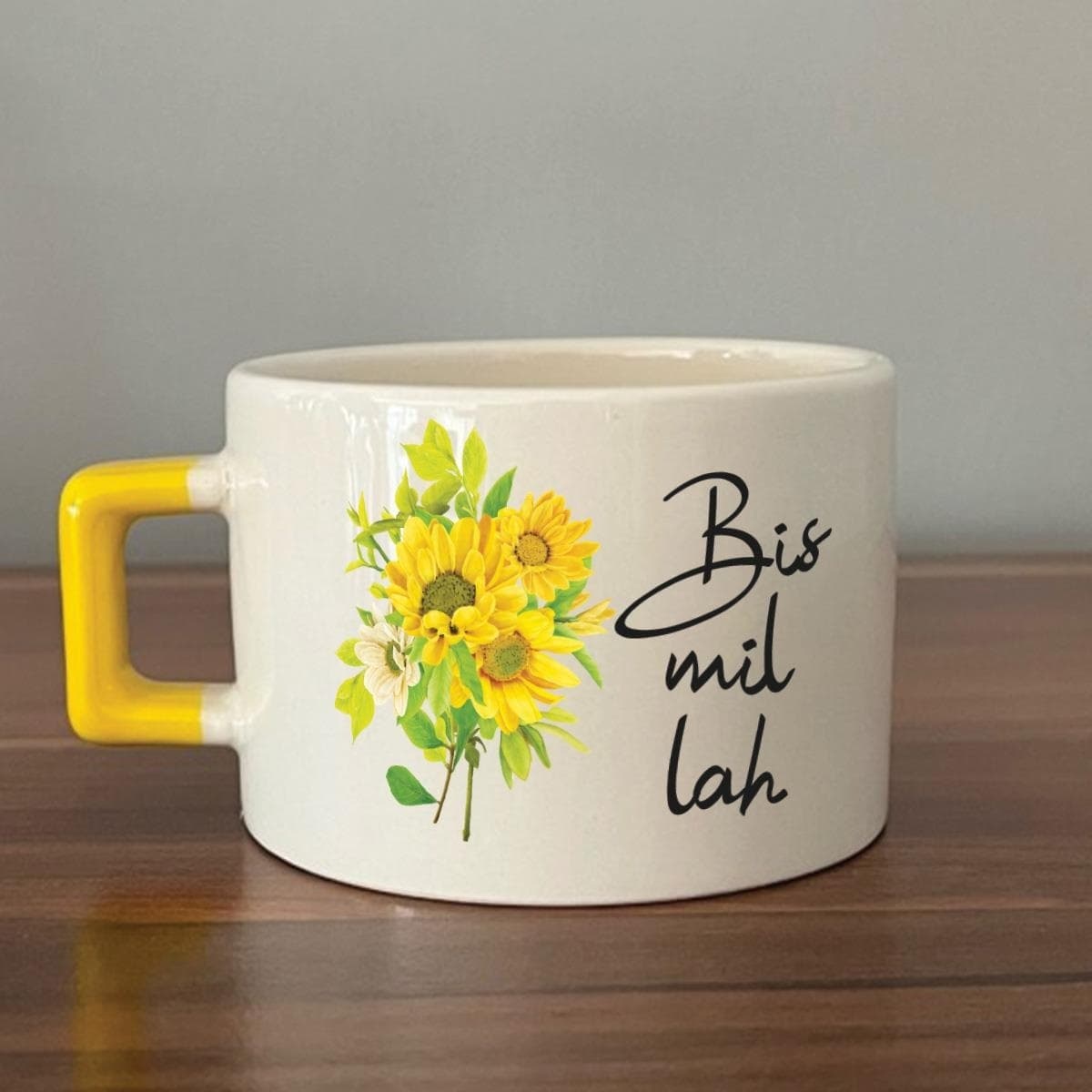 Bismillah Baskılı Sarı Kulplu Kare Espresso Fincanı