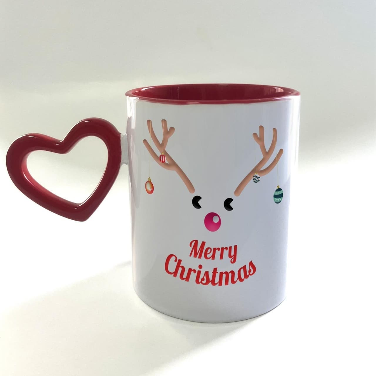 Merry Christmas Geyik Baskılı Boş Kalp Kulplu İçi Kırmızı Yılbaşı Kupası