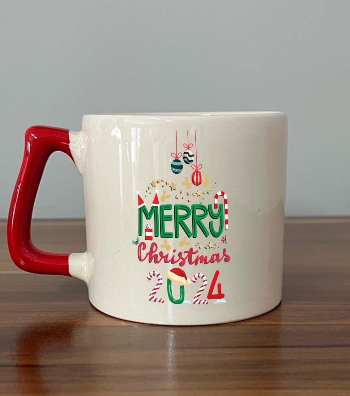 Merry Christmas 2024 Baskılı Kırmızı Kulplu Prime Yılbaşı Kupası
