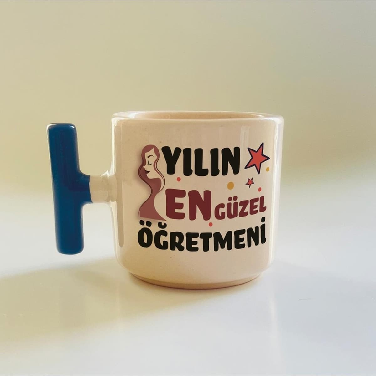 Yılın En Güzel Öğretmeni Baskılı Mavi Kulplu T Öğretmenler Günü Kupa-2