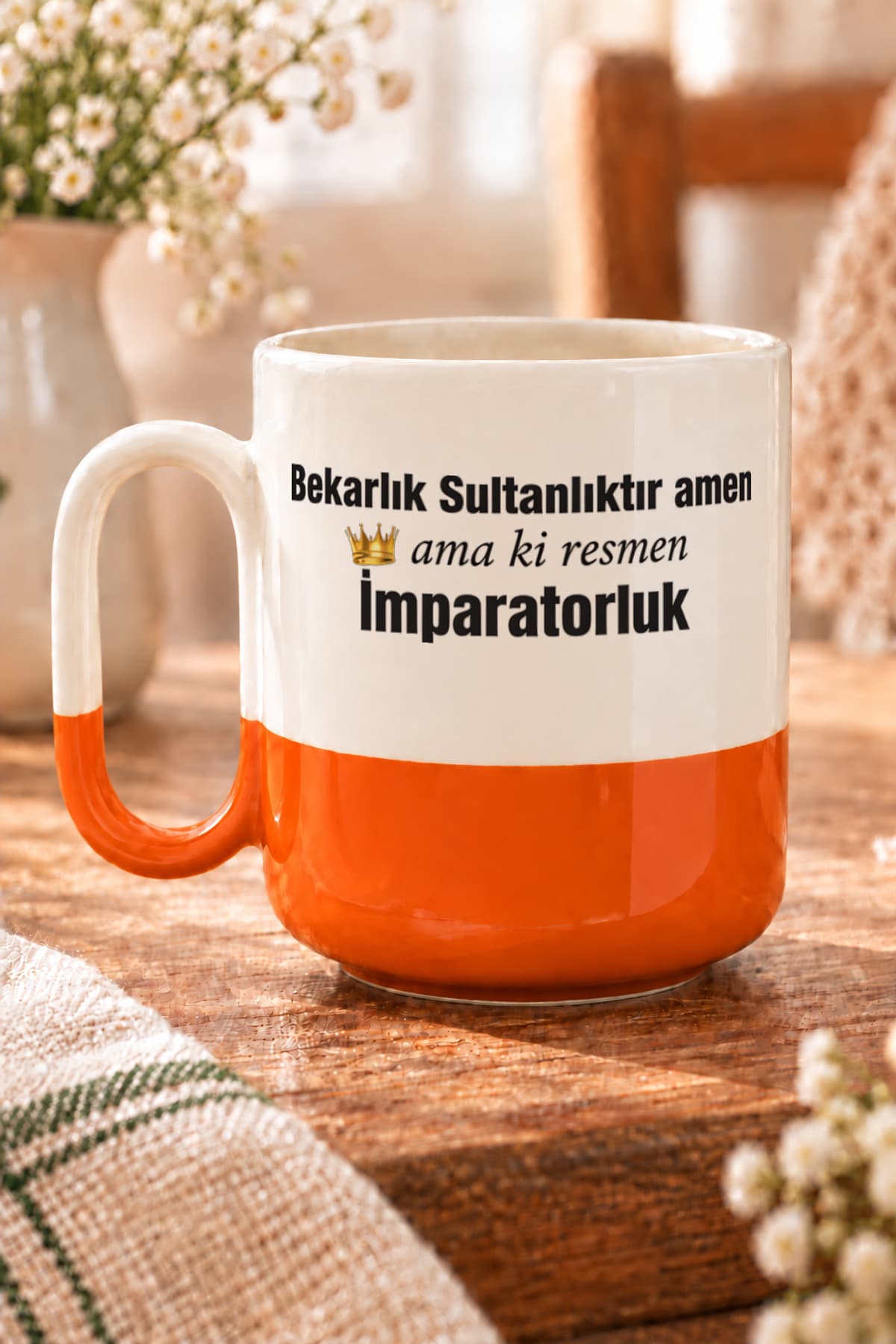 Bekarlık Sultanlıktır Ama Baskılı Turuncu Alt Yarısı Renkli Arya Kupa Bardak Fincan Mug