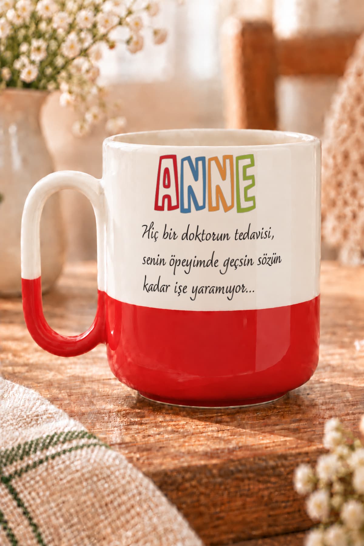 Anne Hiç Bir Doktorun Tedavisi Baskılı Alt Yarısı Renkli Arya Kupa - Anneye Hediye Bardak Fincan Mug