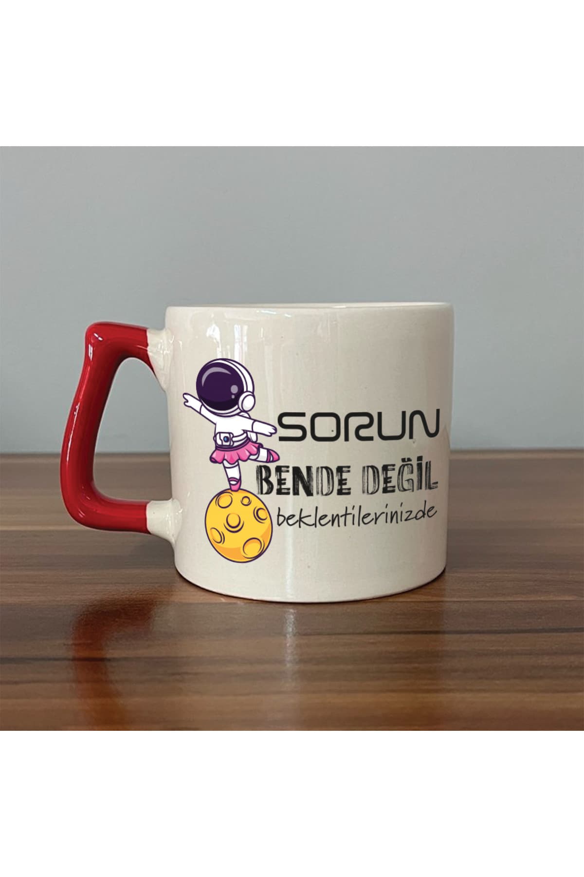 Kırmızı