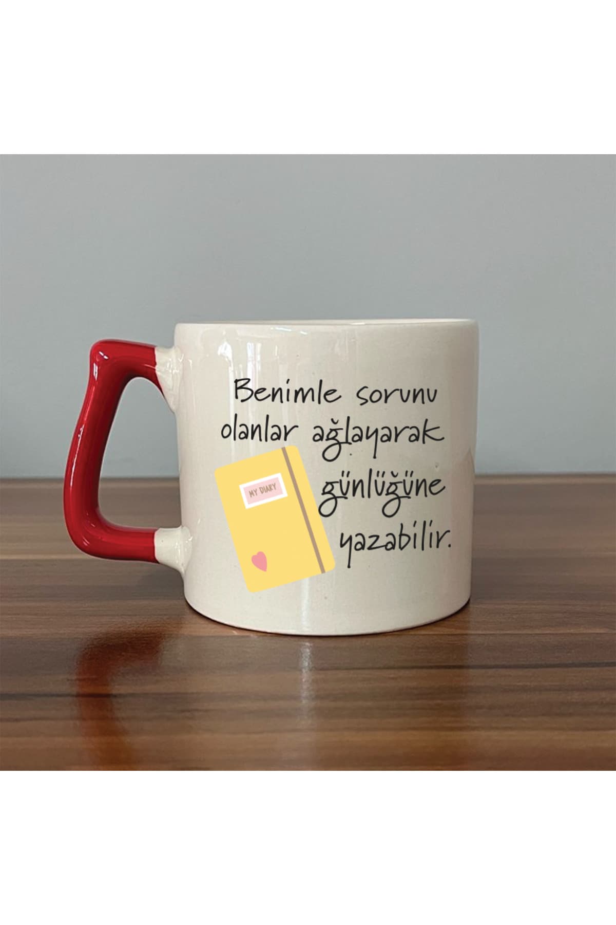 Kırmızı