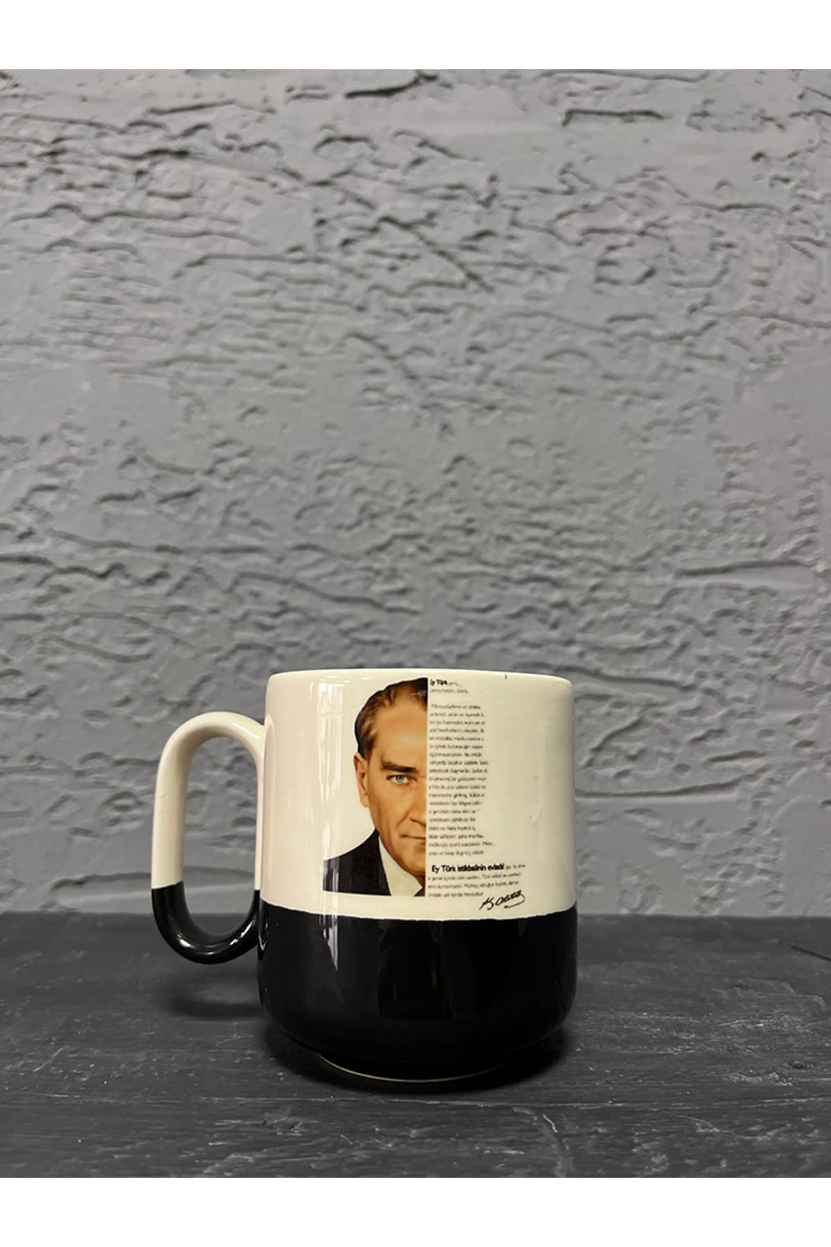 Atatürk ve Türk Gençliğine Hitabesi Baskılı Alt Yarısı Renkli Arya Kupa Bardak Fincan Mug