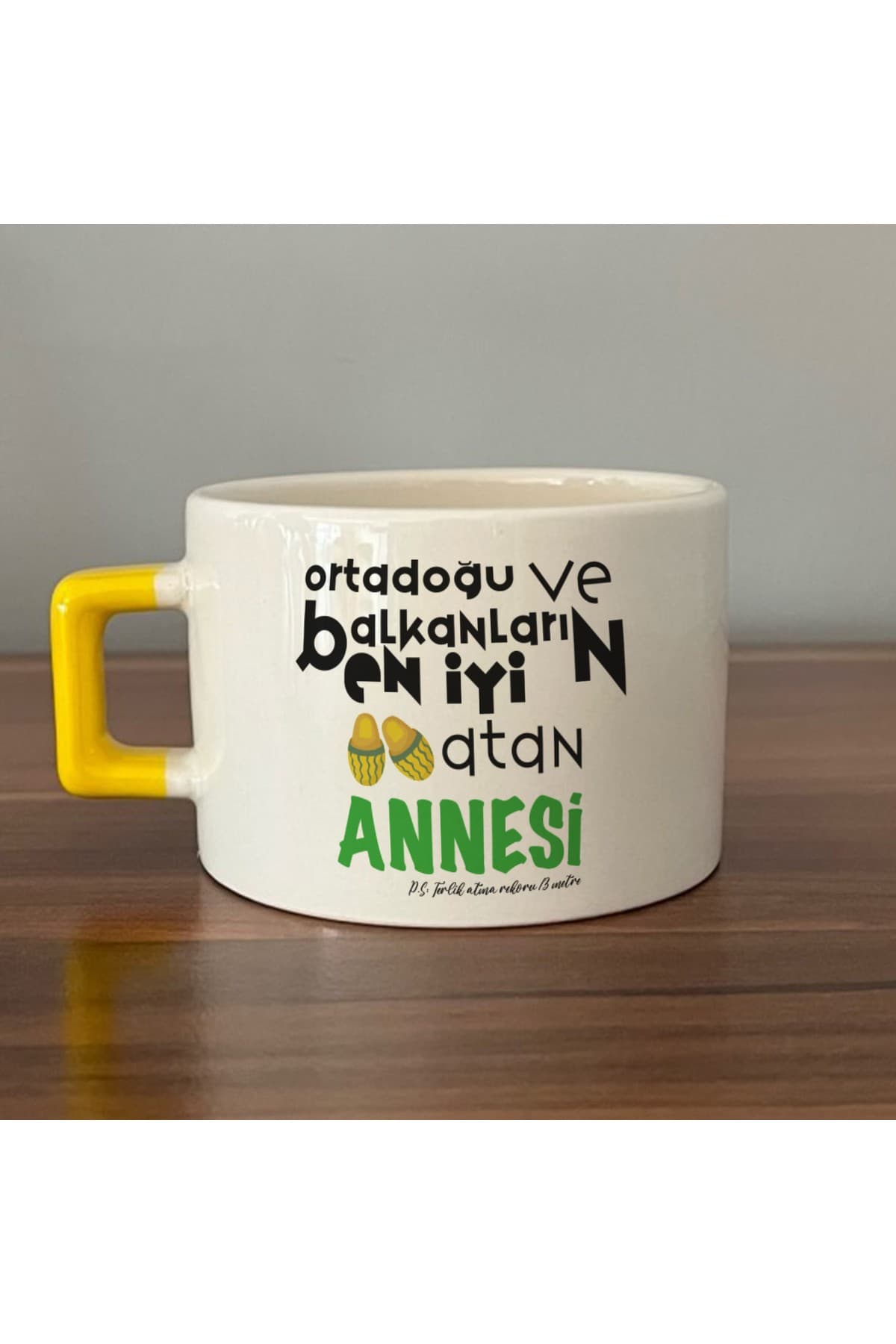 Ortadoğu ve Balkanları En İyi Baskılı Sarı Kulplu Kare Kupa Bardak Fincan Mug
