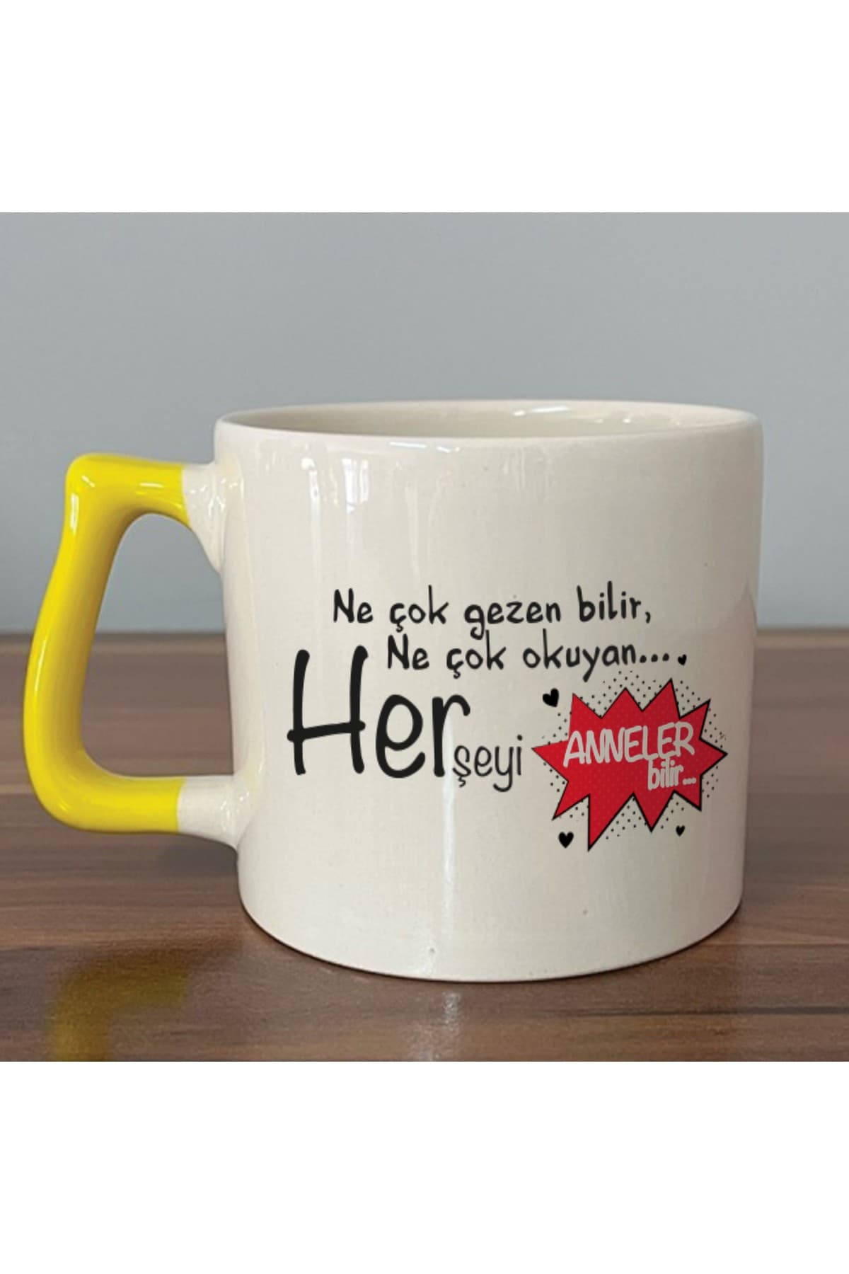 Ne Çok Gezen Bilir Ne Çok Okuyan Baskılı Sarı Kulplu Prime Kupa Bardak Fincan Mug