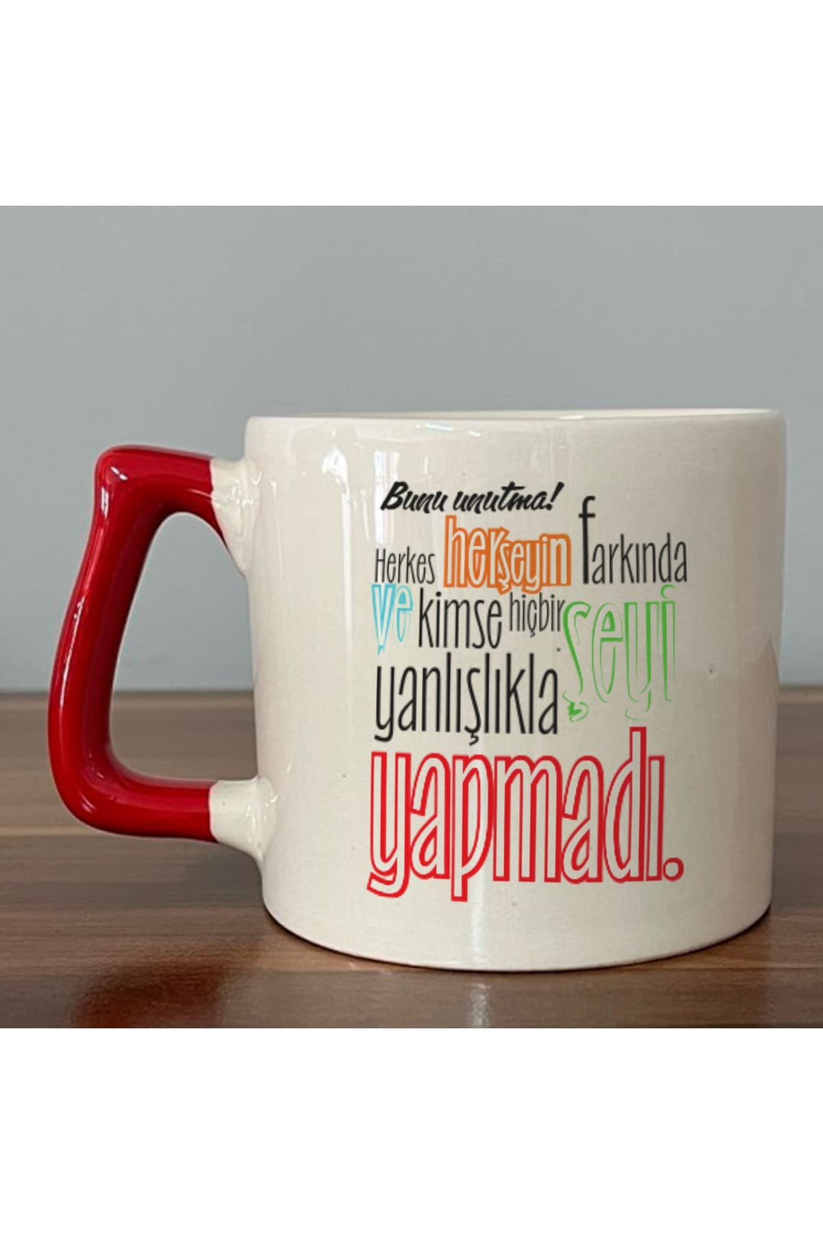 Kırmızı