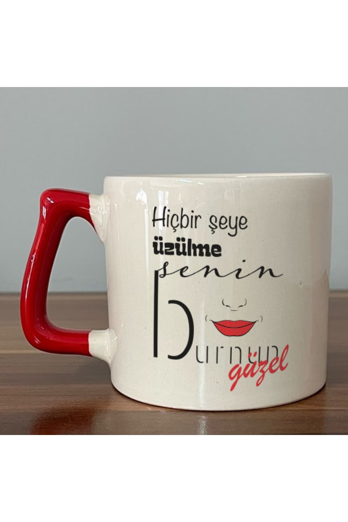 Kırmızı