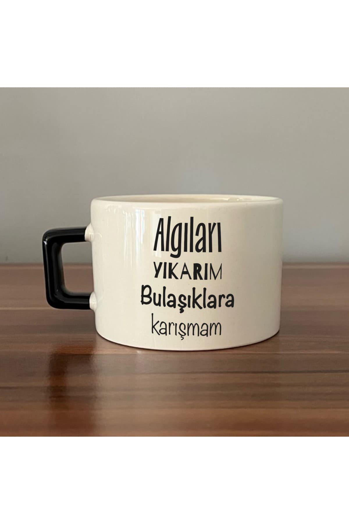Siyah