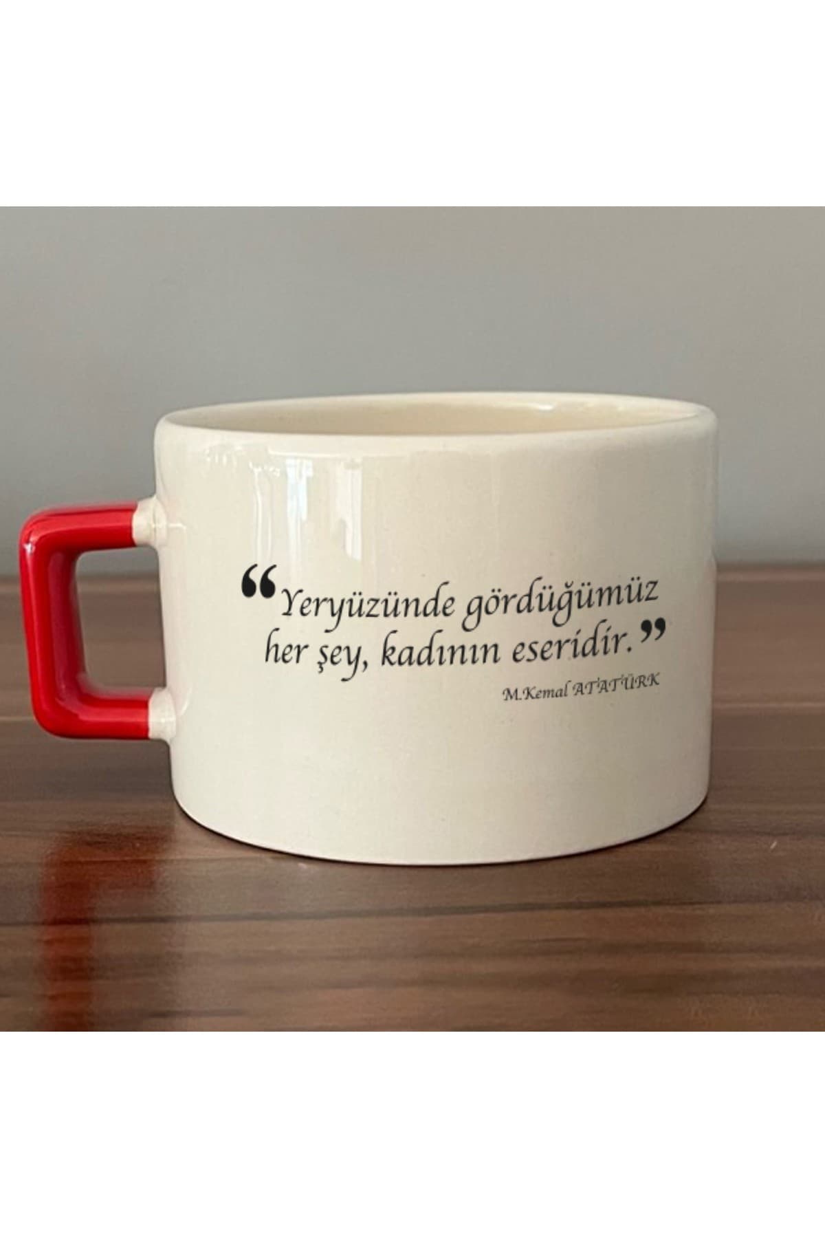 Kırmızı