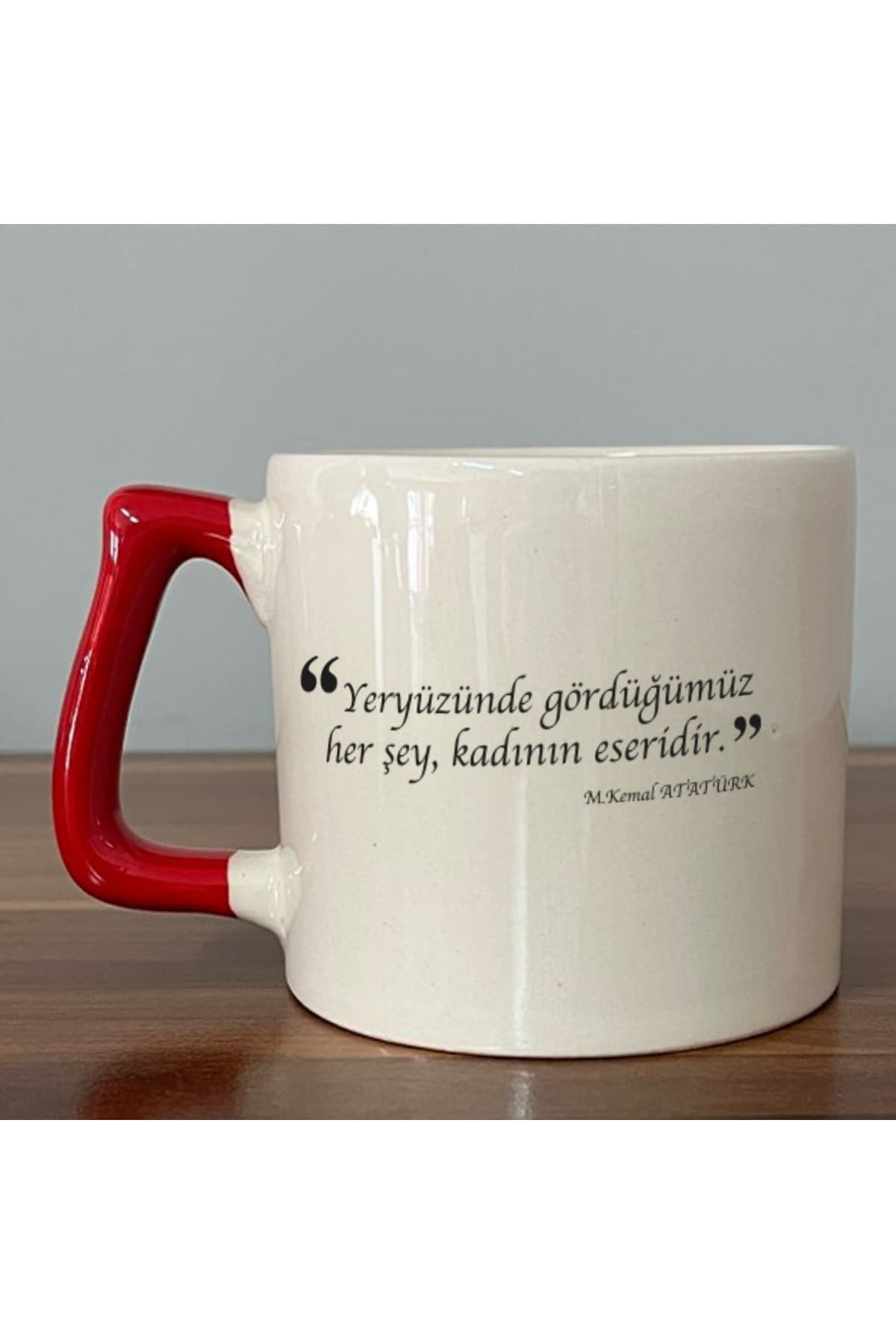 Kırmızı