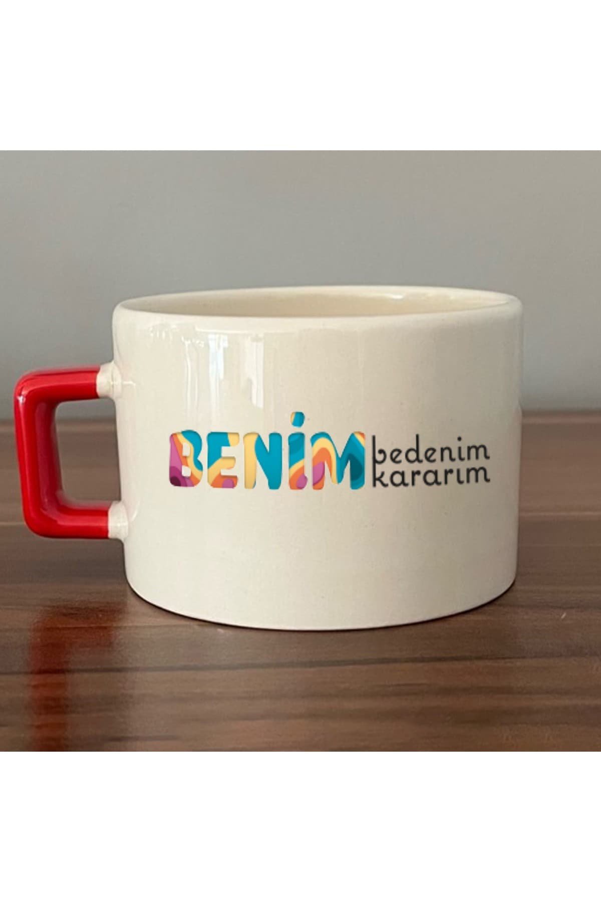 Kırmızı
