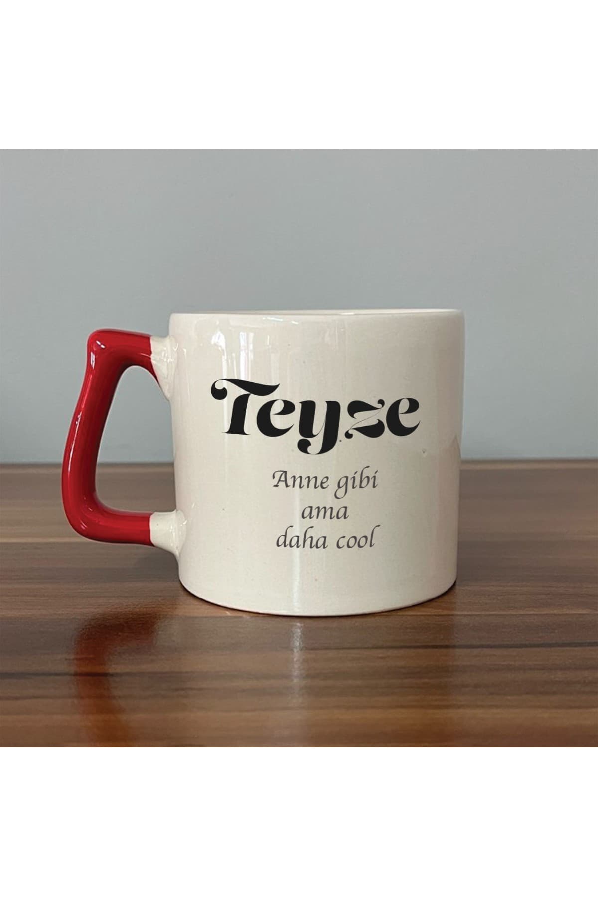 Kırmızı