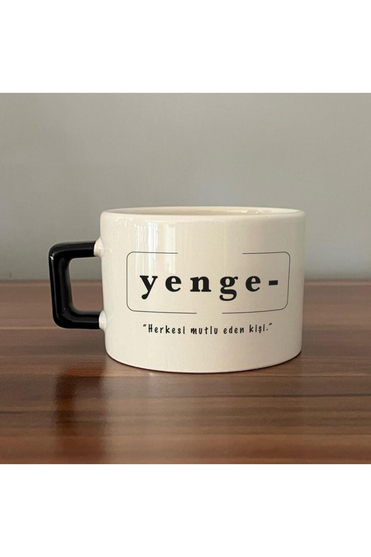 Yenge Baskılı Siyah Kulplu Kare Kupa - Yengeye Hediye Bardak Fincan Mug