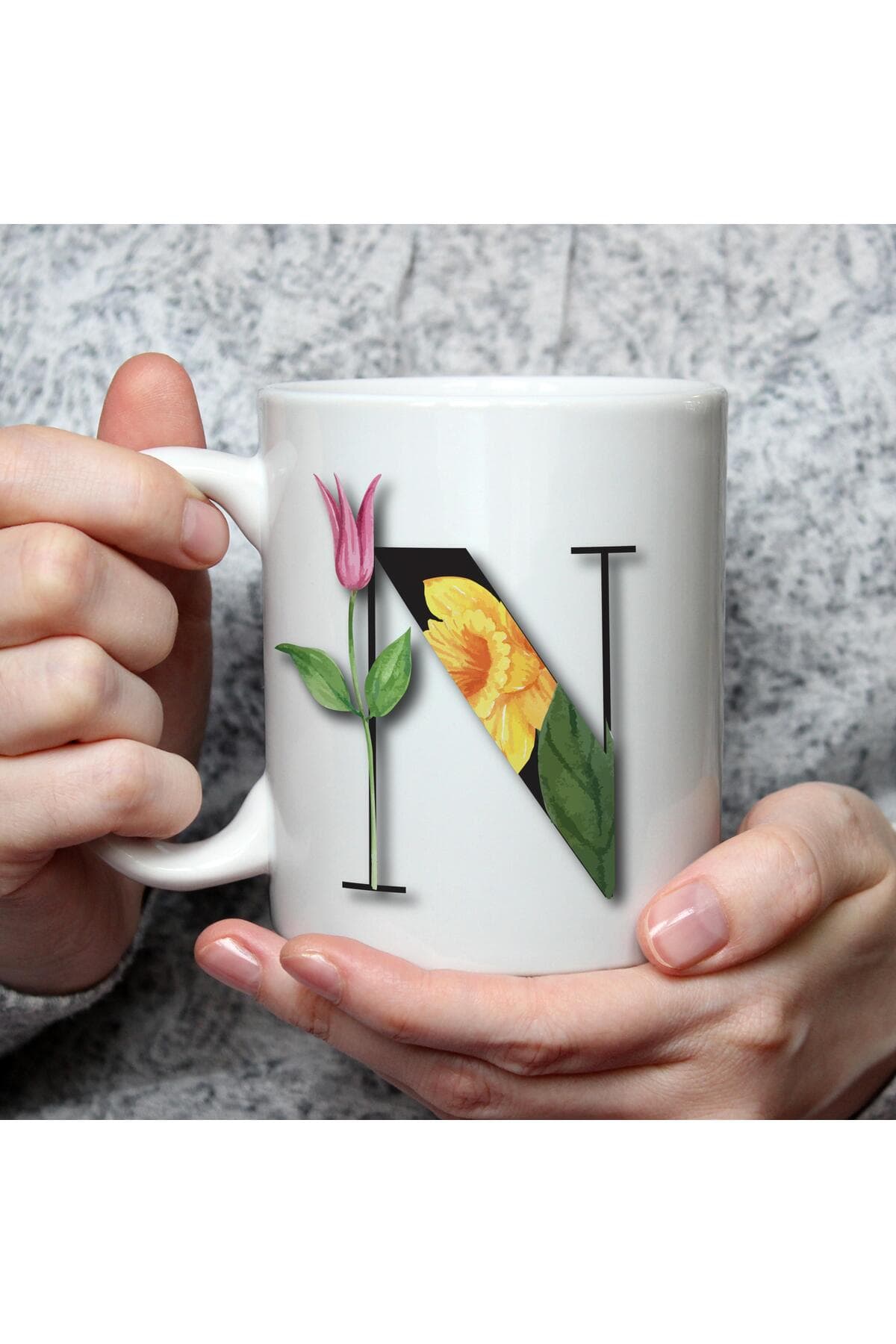 Çiçekli N Harf Baskılı Beyaz Kupa Bardak Fincan Mug