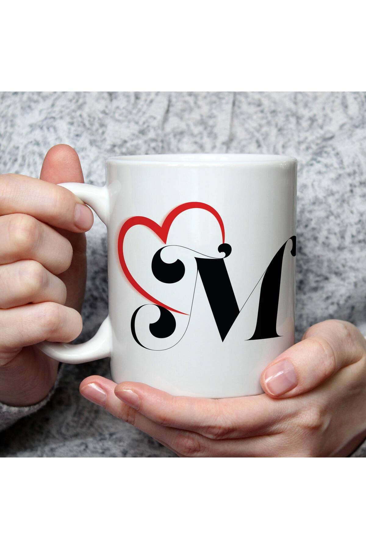 Kalpli M Harf Baskılı Beyaz Kupa Bardak Fincan Mug