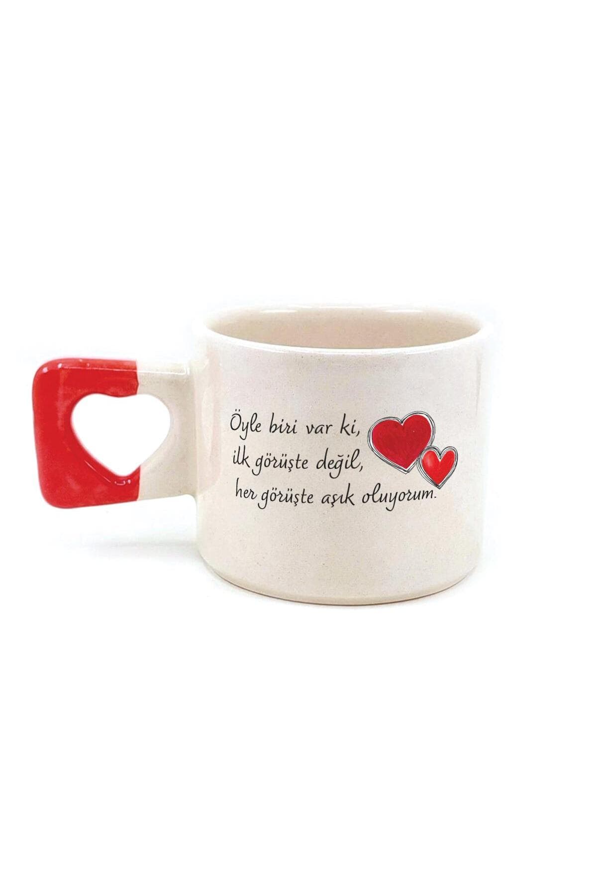 Öyle Biri Var Ki Baskılı Kırmızı Kulplu Kalp Kupa Bardak Fincan Mug
