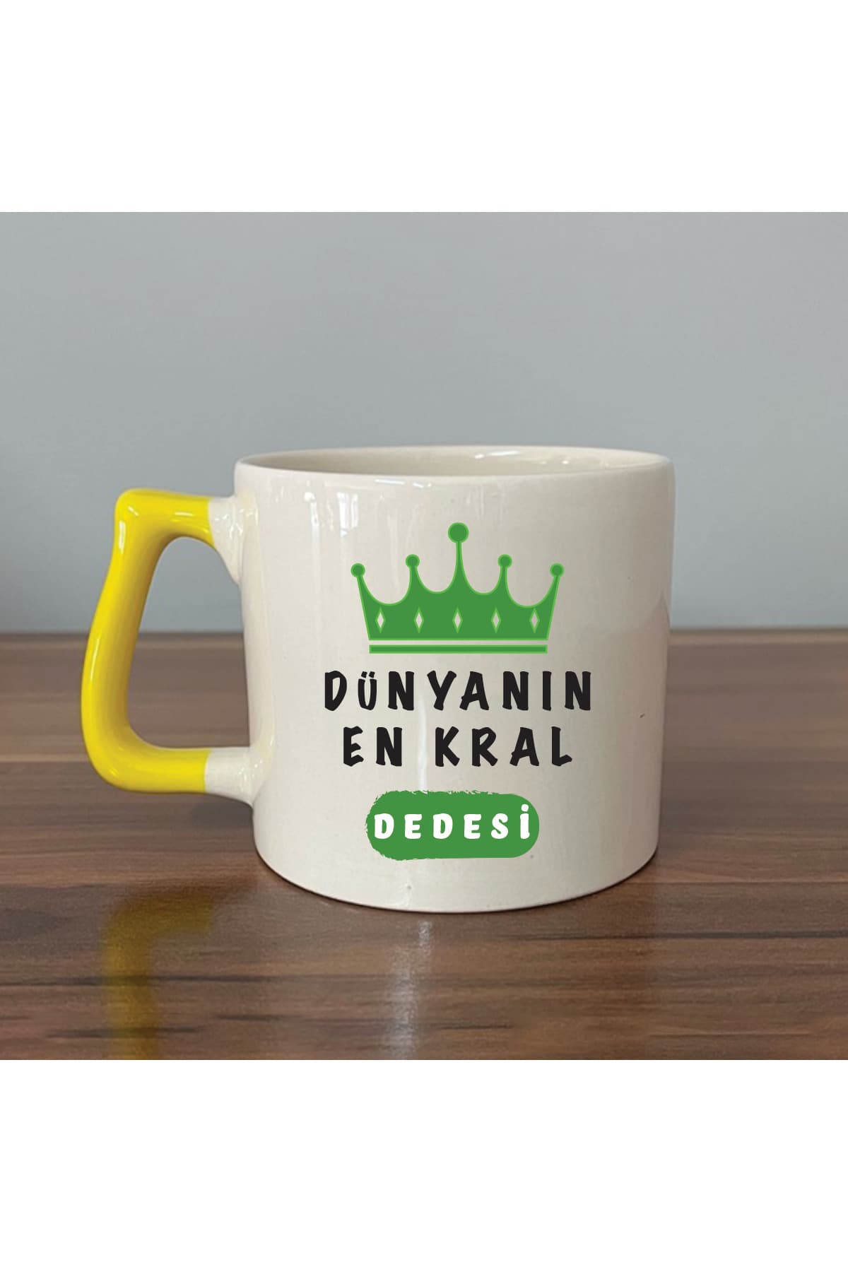 DÜNYANIN EN KRAL DEDESİ Sarı Kulplu Prime Babalar Günü Hediyesi Kupa