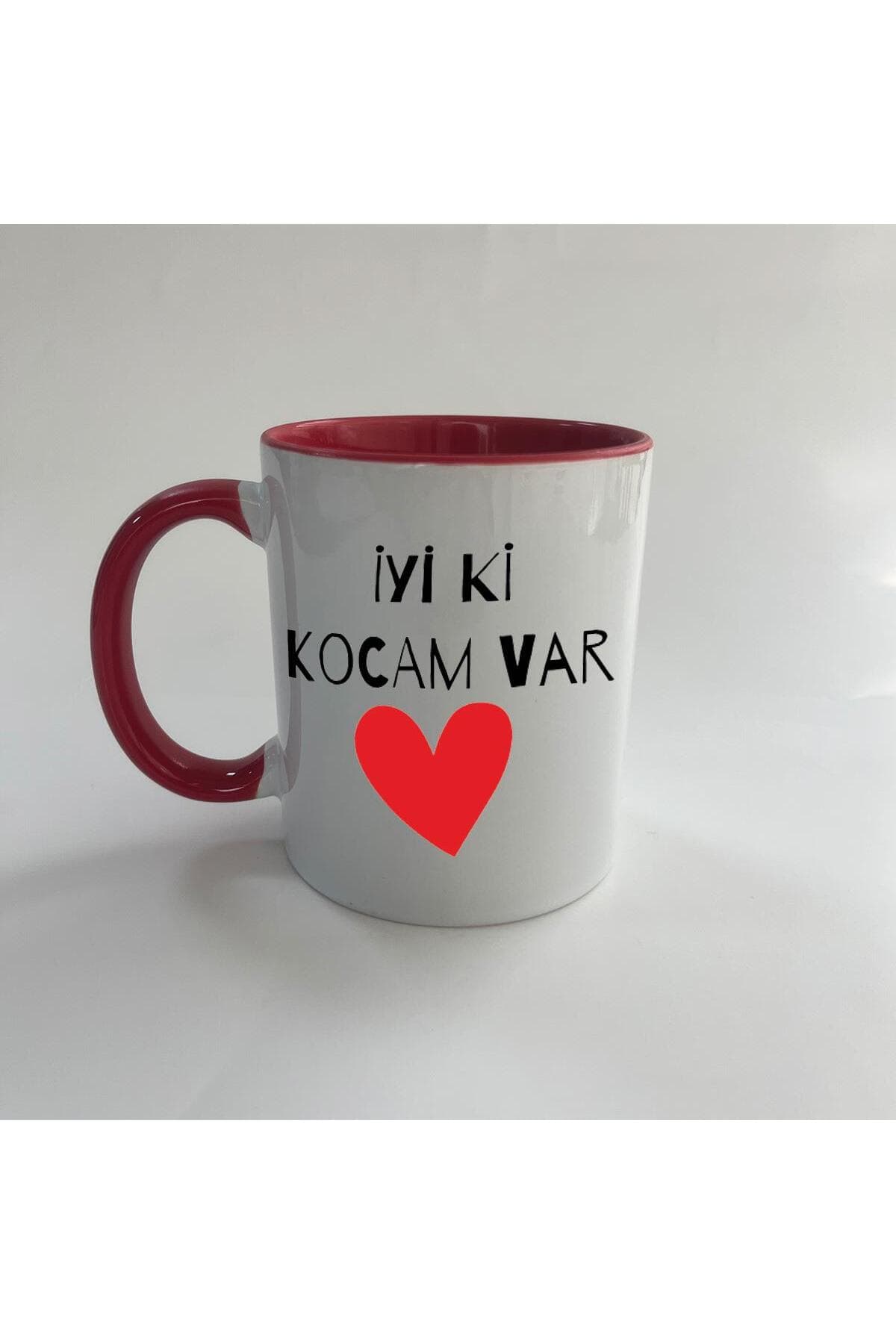 İyi Ki Kocam Var Baskılı Kırmızı İçi ve Kulbu Renkli Mega Kupa - Sevgililer Günü Hediyesi Bardak