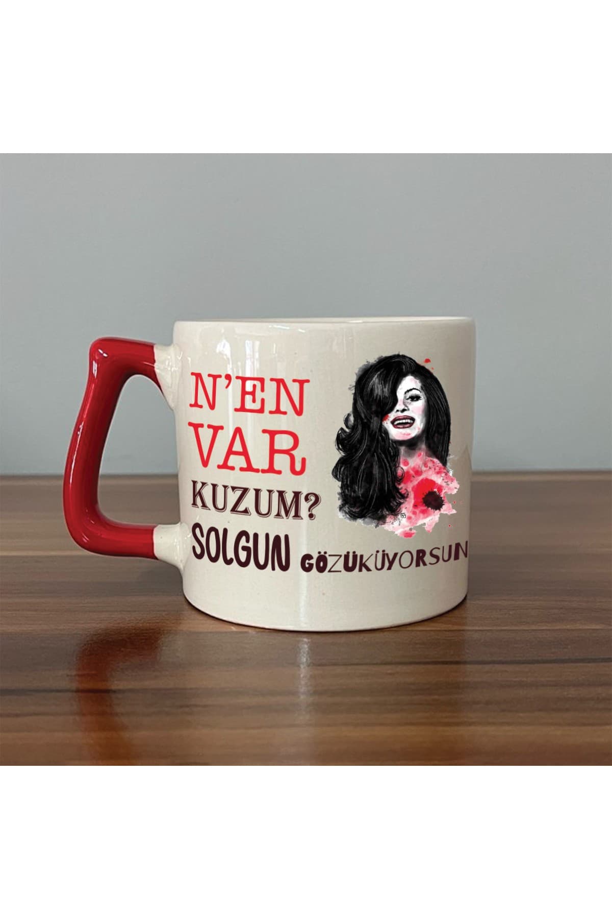 Kırmızı