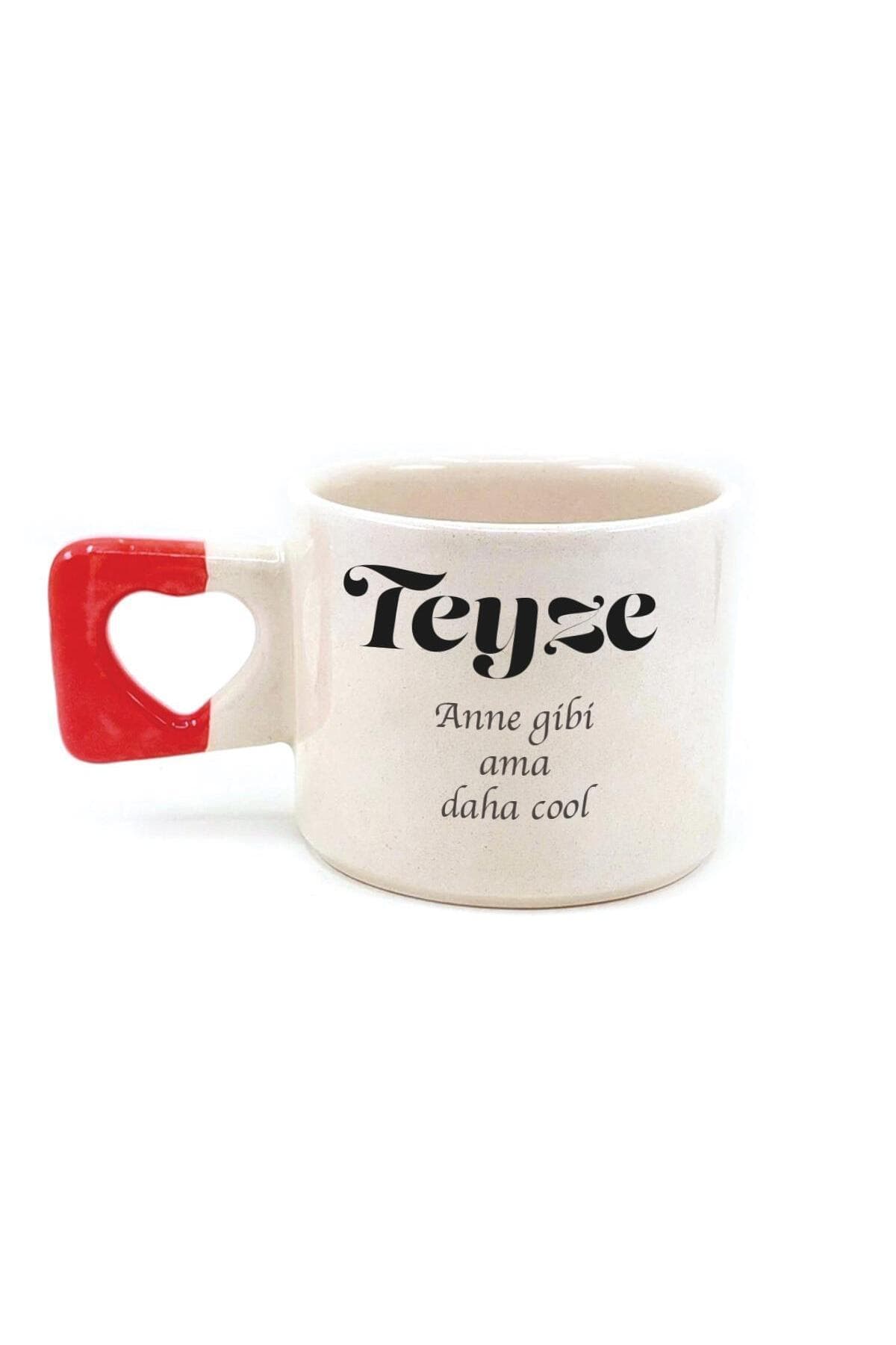 Teyze Baskılı Kırmızı Kulplu Kalp Kupa - Teyzeye Hediye Bardak Fincan Mug
