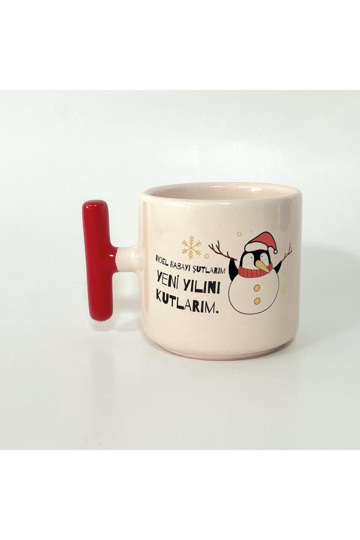 Noel Babayı Şutlarım Baskılı Kırmızı Kulplu T Kupa - Yılbaşı Hediyesi Bardak Fincan Mug