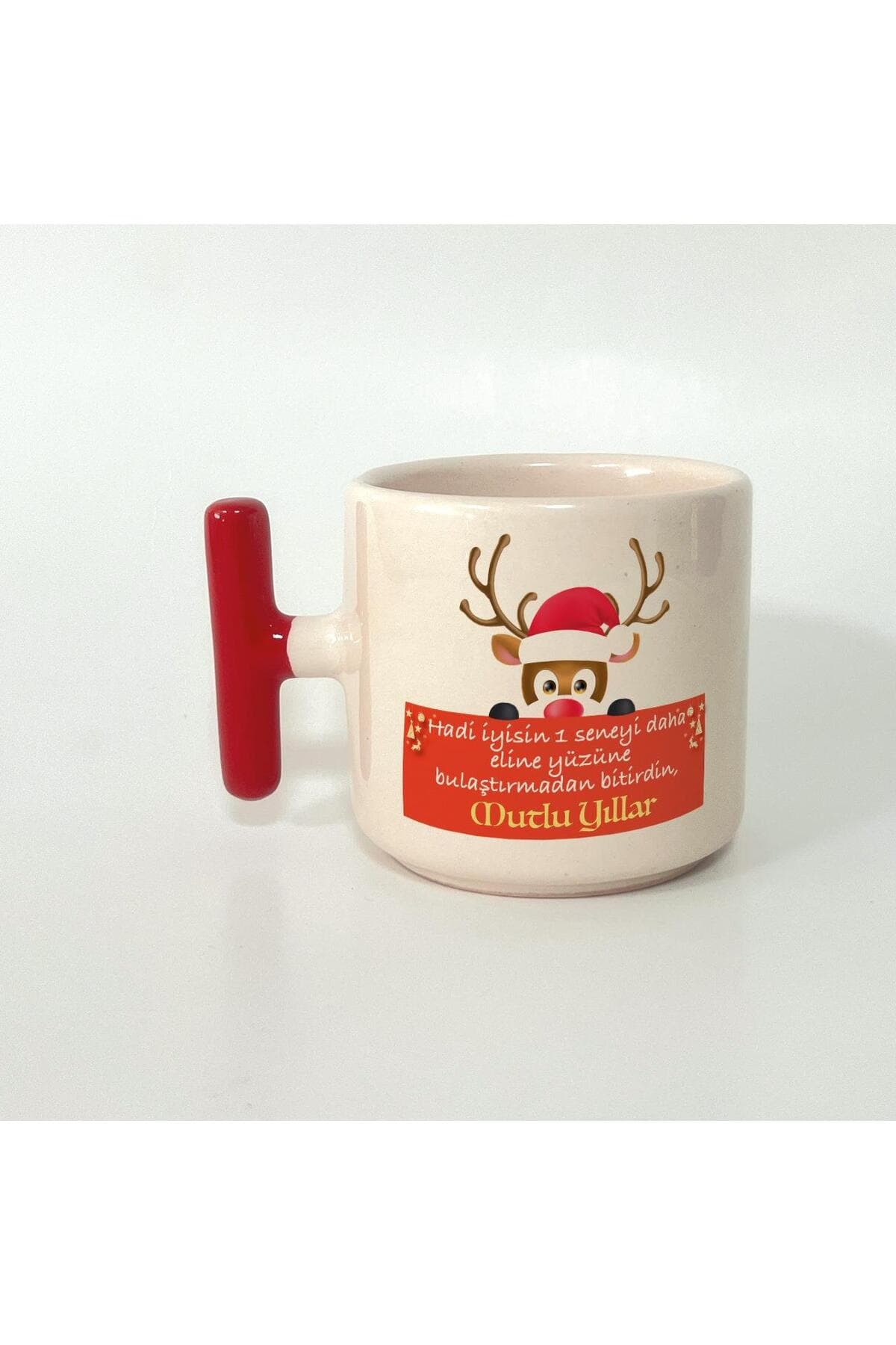Hadi İyisin 1 Seneyi Daha Baskılı Kırmızı Kulplu T Kupa - Yılbaşı Hediyesi Bardak Fincan Mug
