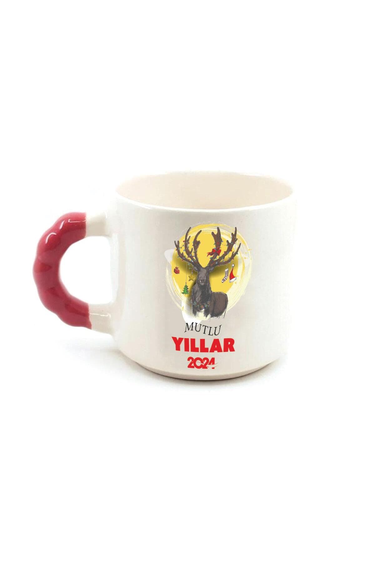 Mutlu Yıllar 2024 Geyik Baskılı Kırmızı Kulplu Boncuk Kupa - Yılbaşı Hediyesi Bardak Fincan Mug