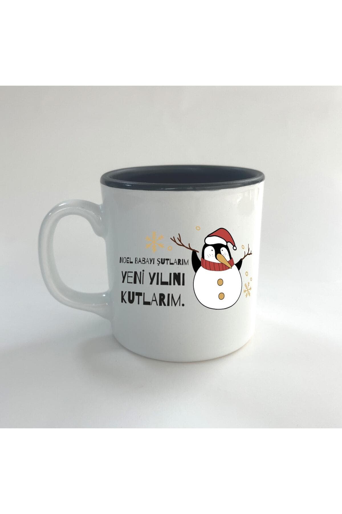 Noel Babayı Şutlarım Baskılı Siyah İçi Renkli Multi Kupa - Yılbaşı Hediyesi Bardak Fincan Mug