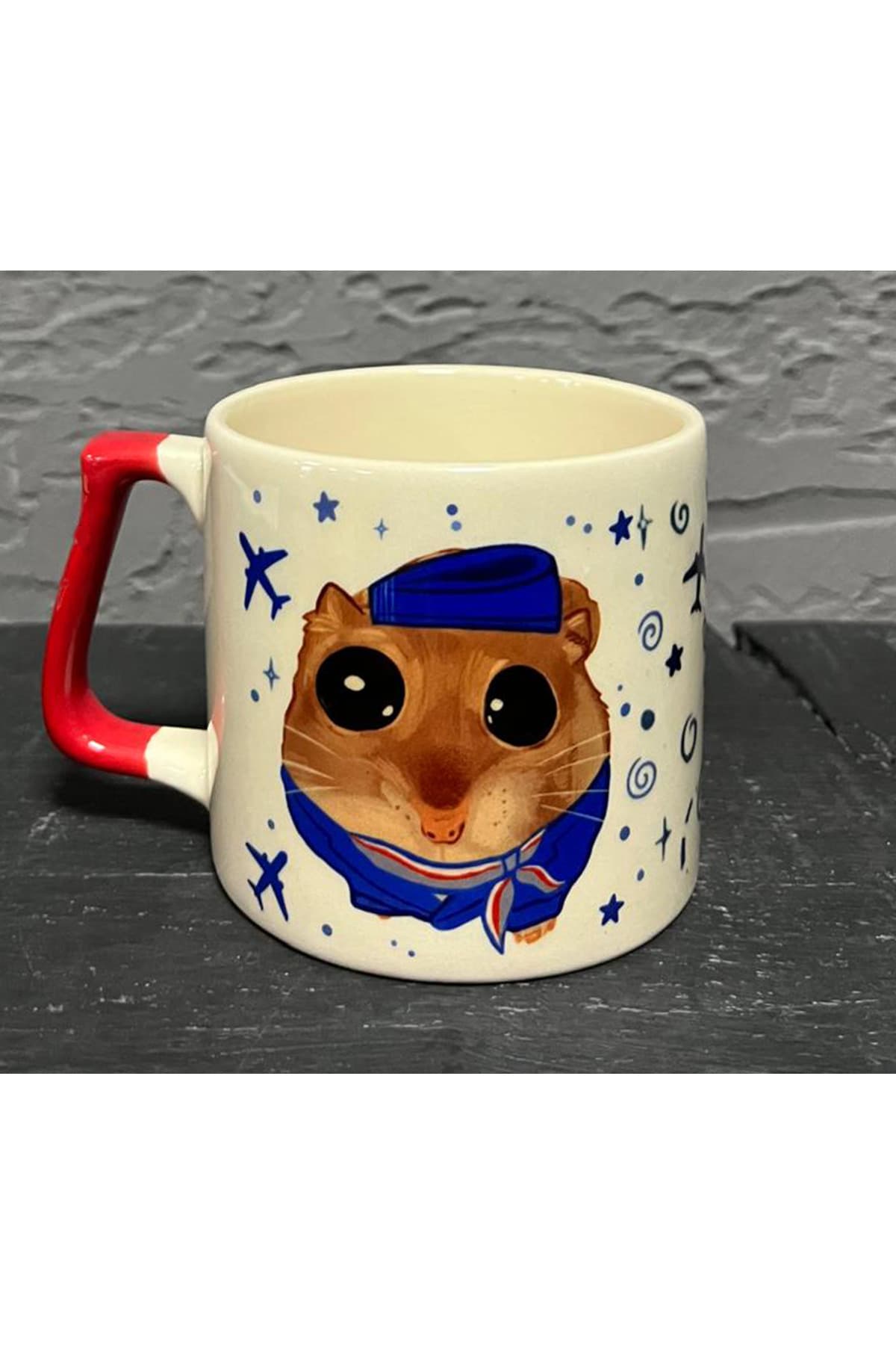 Sad Üzgün Hamster-Hostes Kırmızı Kulplu Prime Meslek Hediyesi Kupa