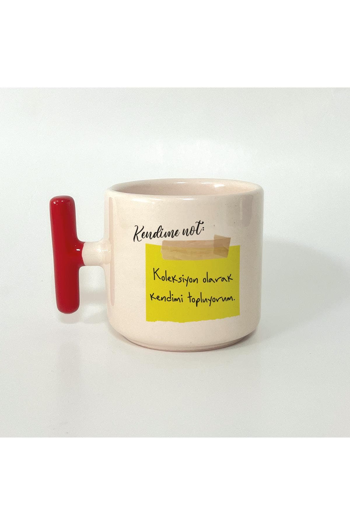 Kendime Not: Koleksiyon Olarak Kendimi Topluyorum Baskılı Kırmızı Kulplu T Kupa Bardak Fincan Mug