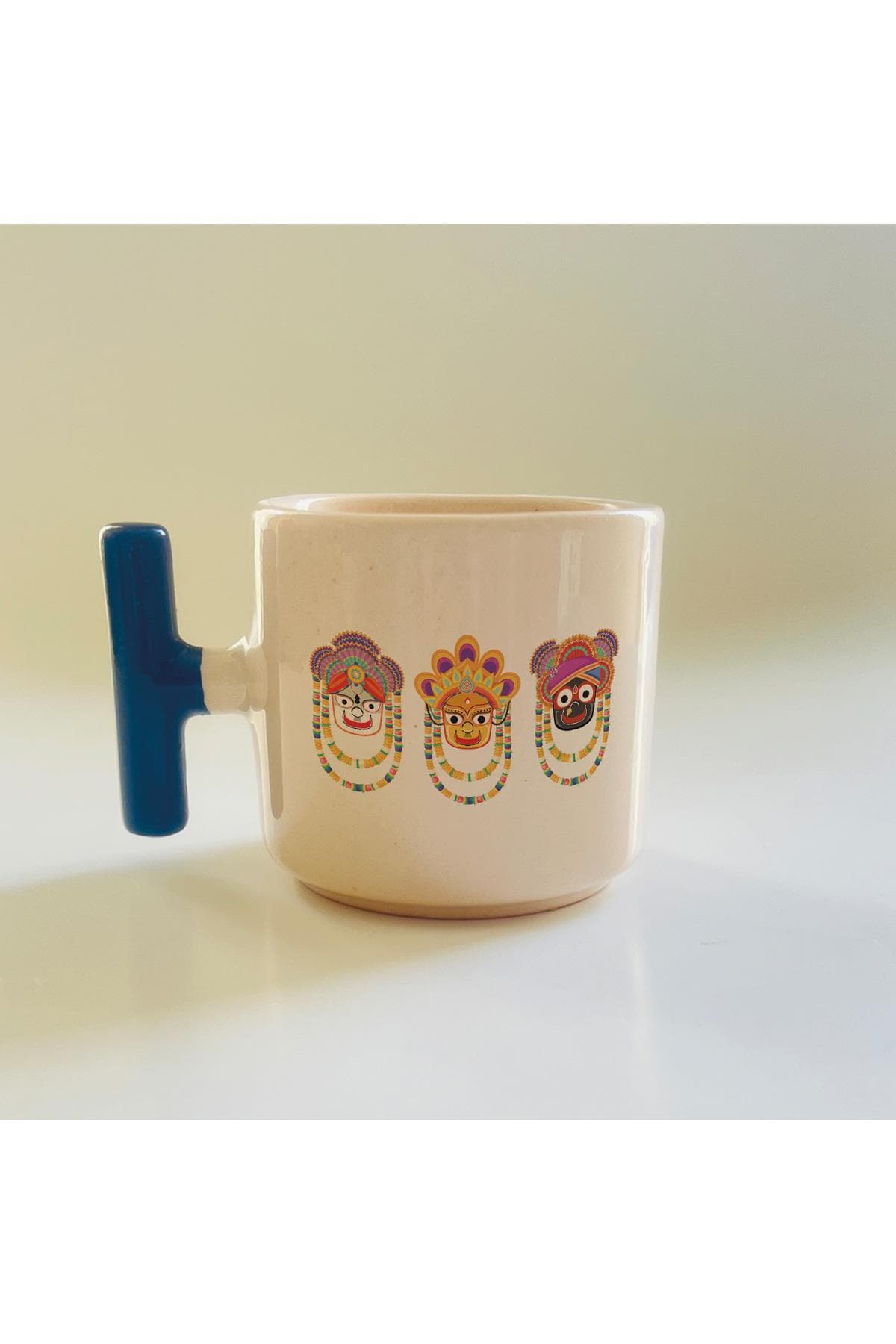 Farklı Renkli Yüzler Baskılı Mavi Kulplu T Kupa Bardak Fincan Mug