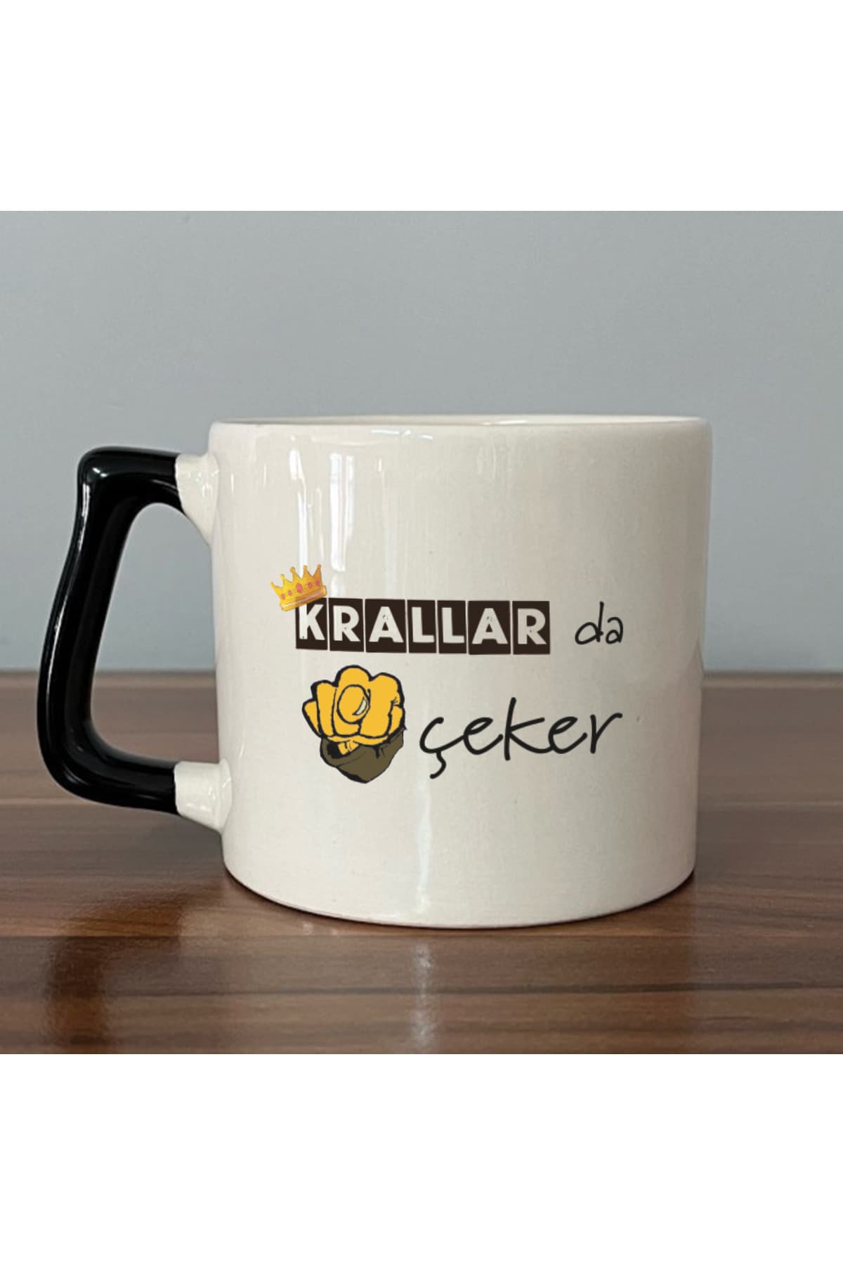 Krallar da Nah Çeker Siyah Kulplu Prime Mizahi Hediyesi Kupa