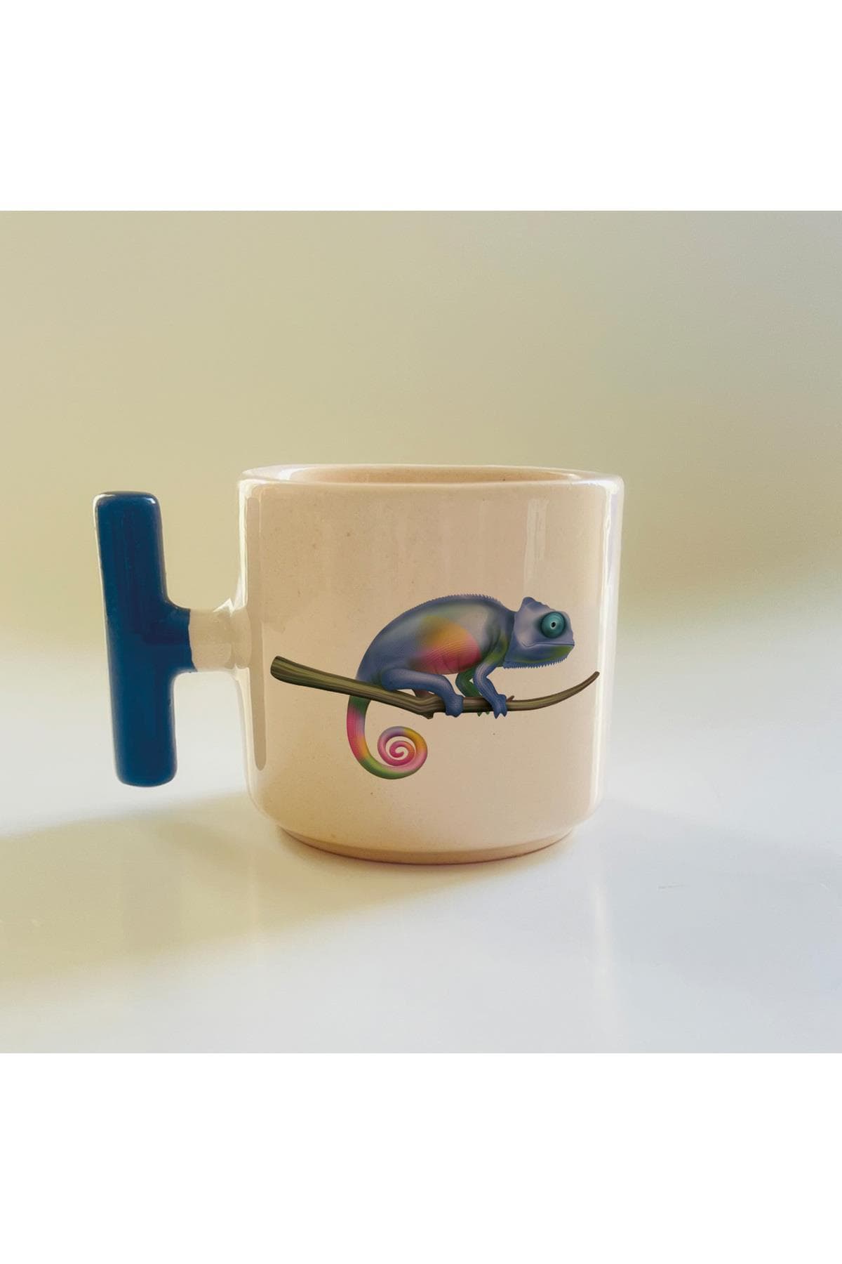 Mavi Sarı Bukalemun Baskılı Mavi Kulplu T Kupa Bardak Fincan Mug